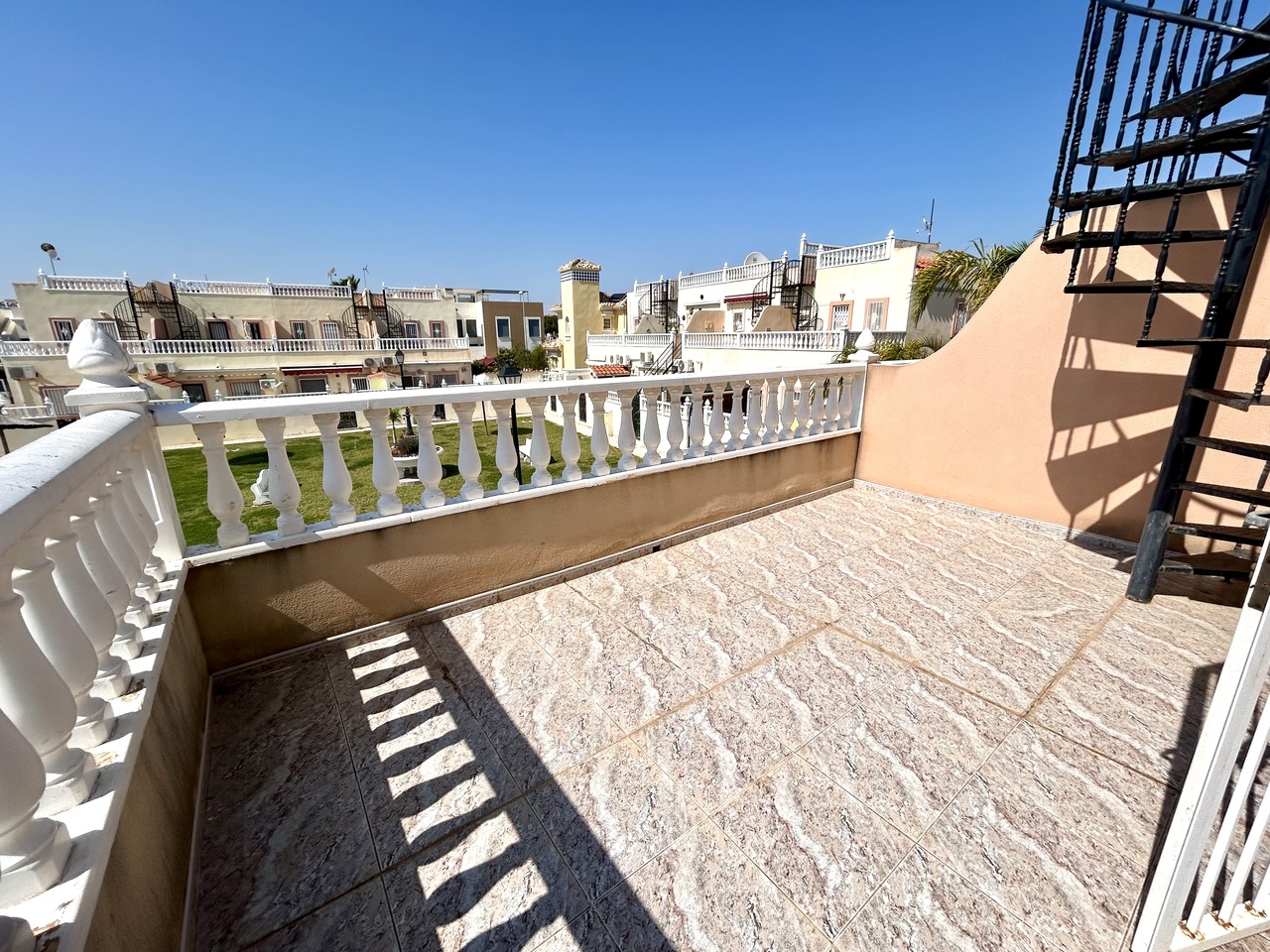 Kitchen in terraced for sale in La Zenia