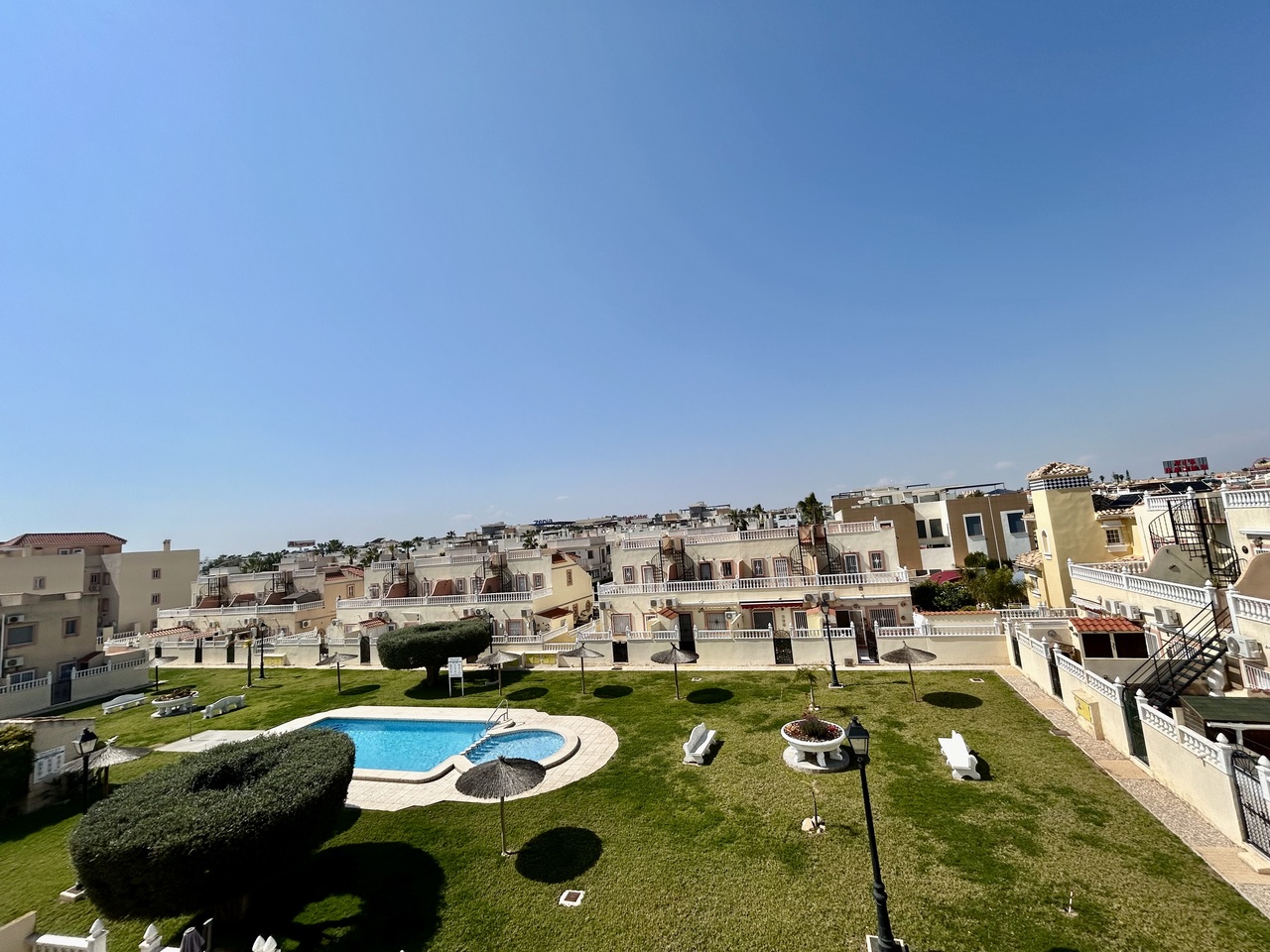 Exterior view in terraced for sale in La Zenia