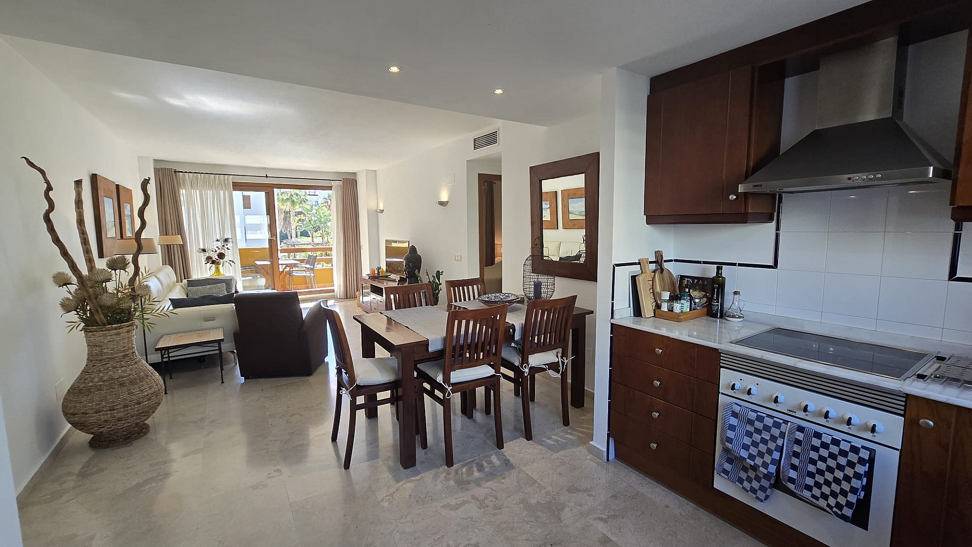 Kitchen in apartment for sale in Punta Prima