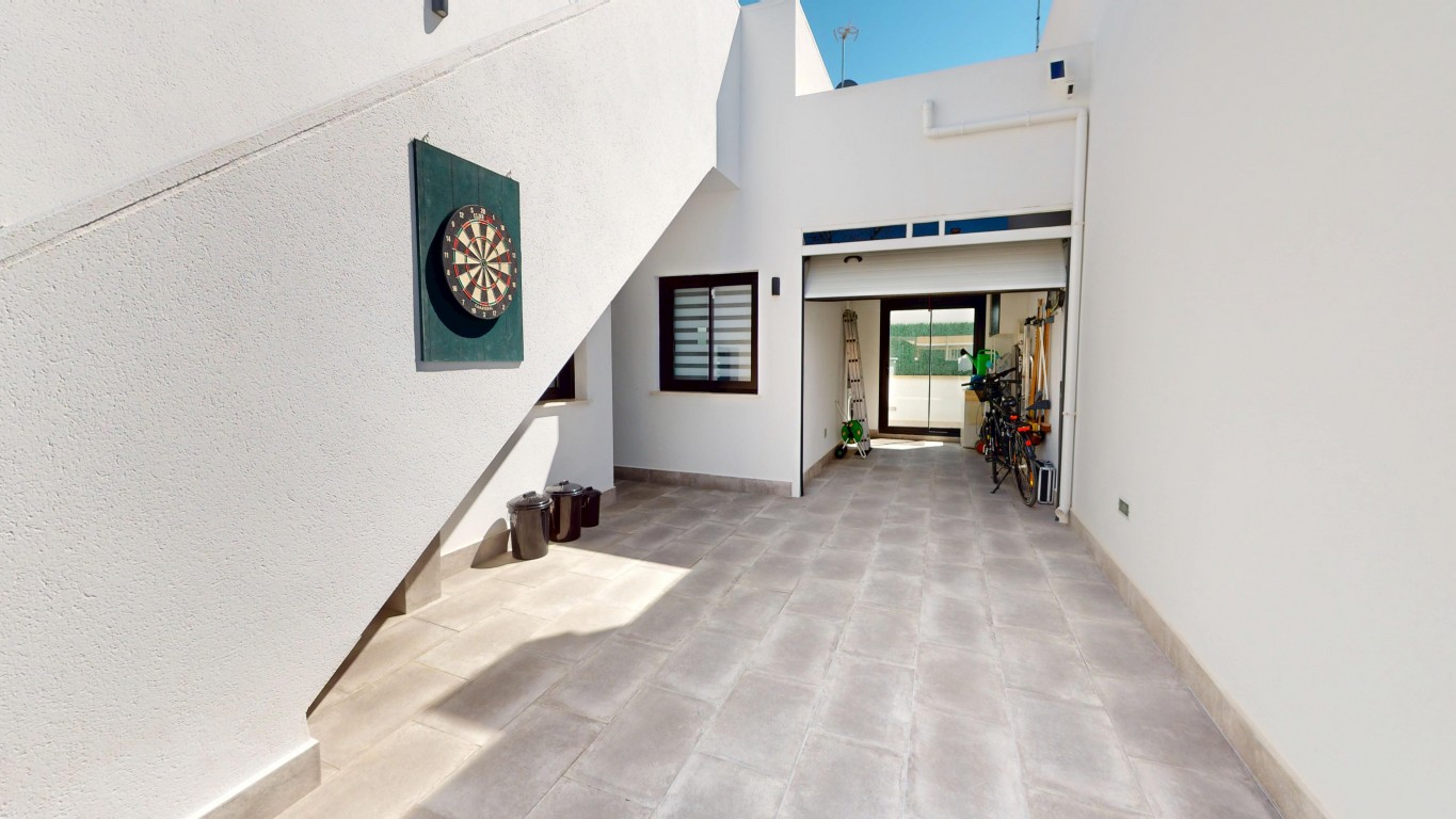 Kitchen in villa for sale in Los Alcazares