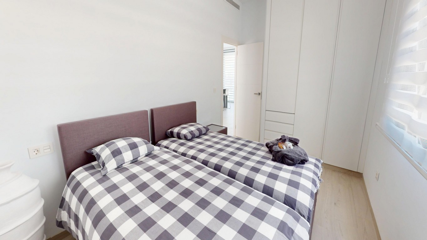 Terrace in villa for sale in Los Alcazares