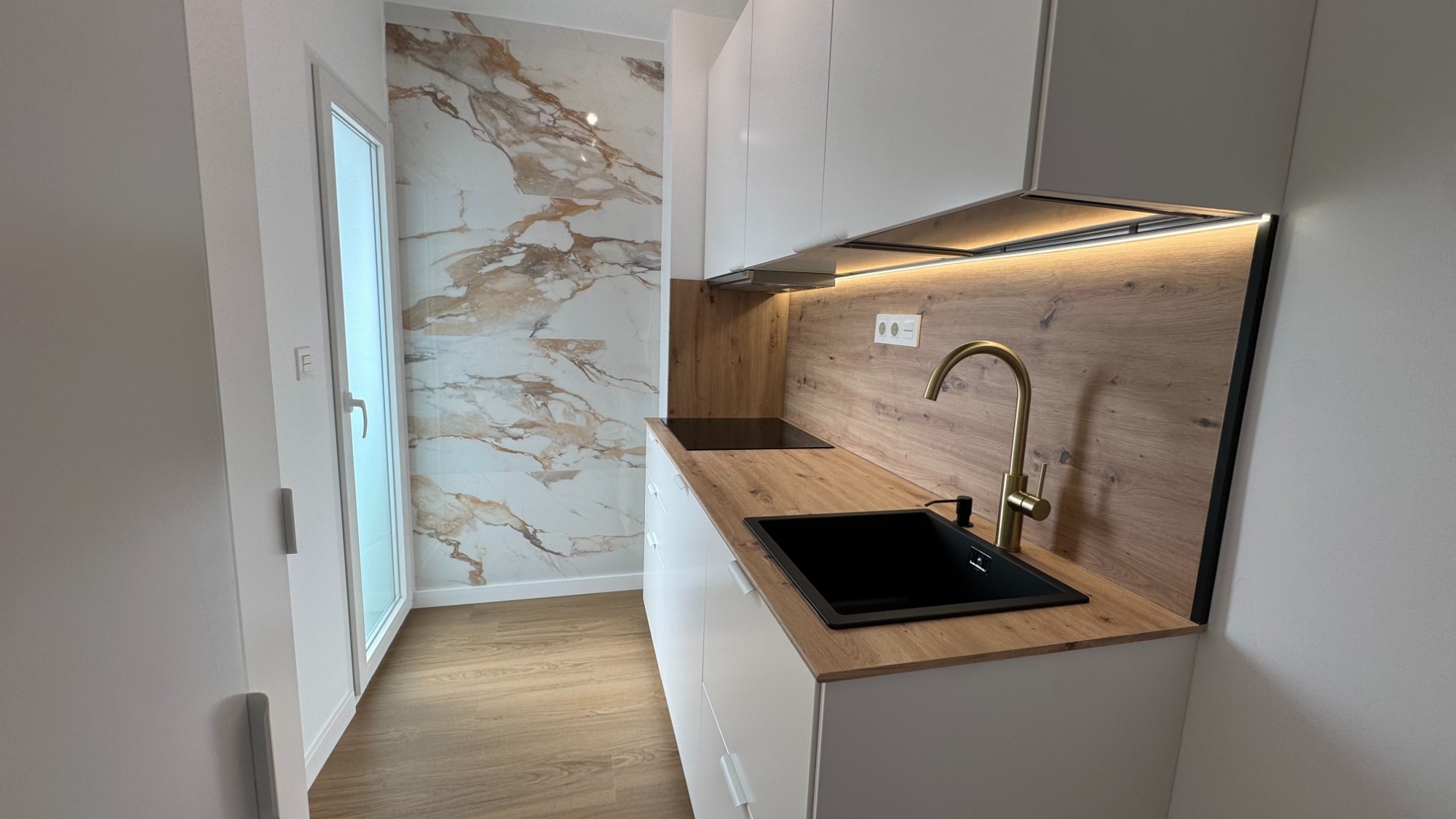 Dining area in apartment for sale in Torrevieja