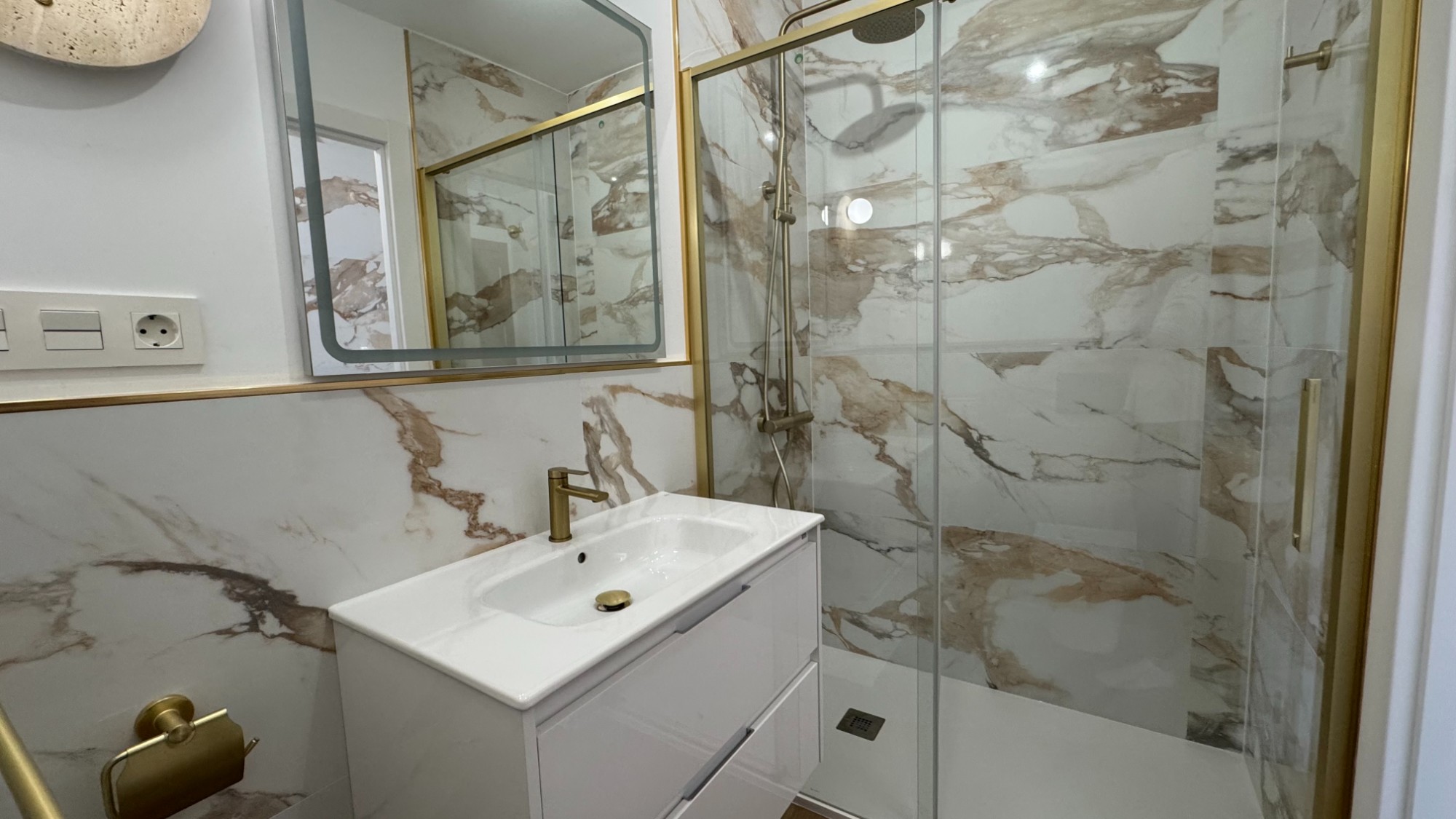 Dining area in apartment for sale in Torrevieja
