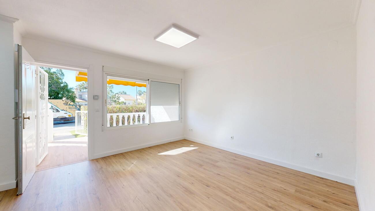 Dining area in bungalow for sale in Villamartin