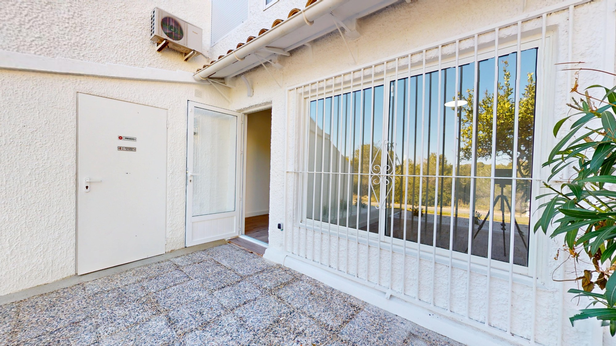 Pool area in bungalow for sale in Villamartin