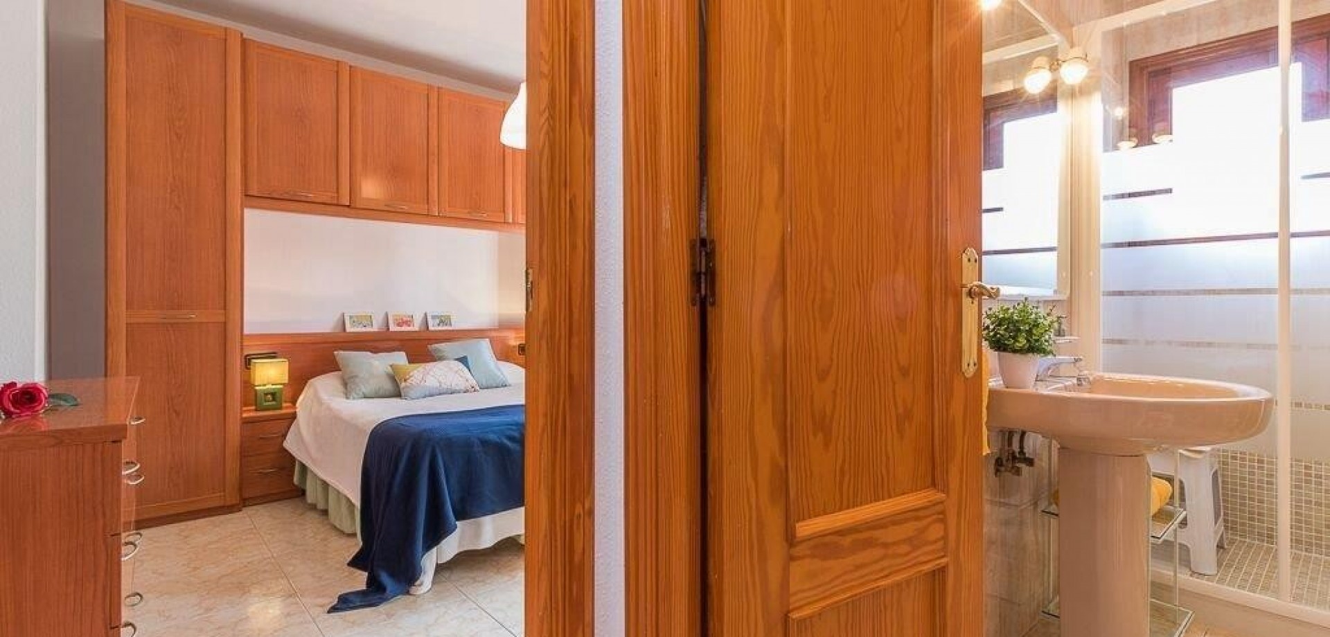 Bedroom in terraced for sale in Orihuela Costa