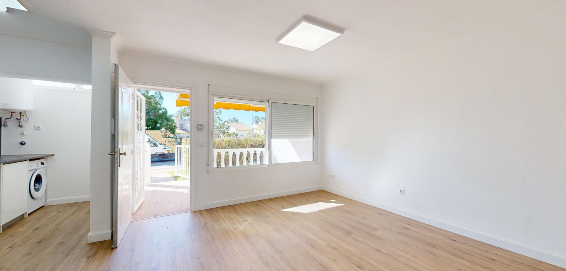 Bathroom in apartment for sale in Orihuela Costa