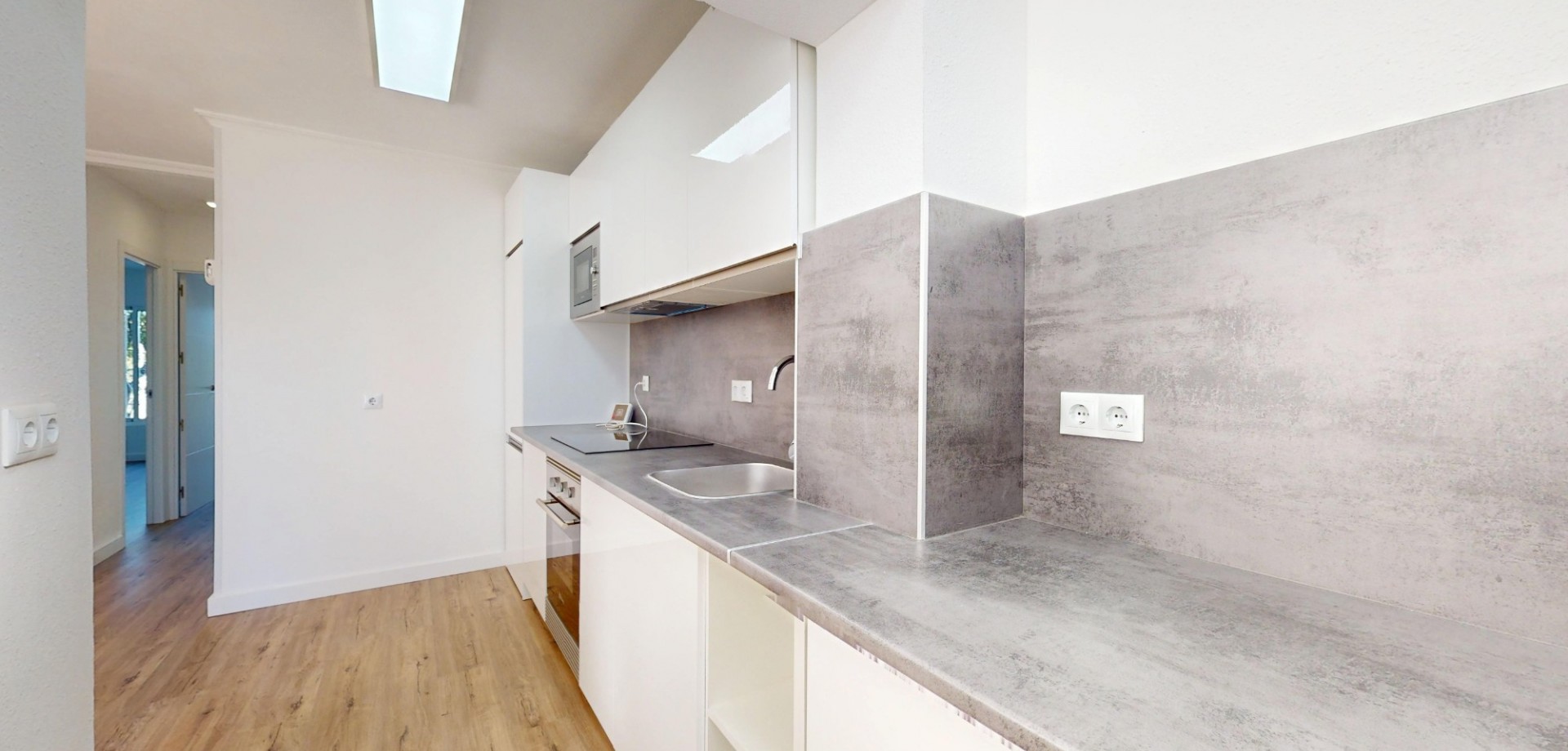 Garden in apartment for sale in Orihuela Costa