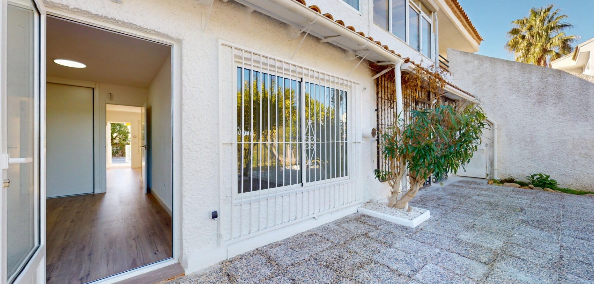 Kitchen in apartment for sale in Orihuela Costa