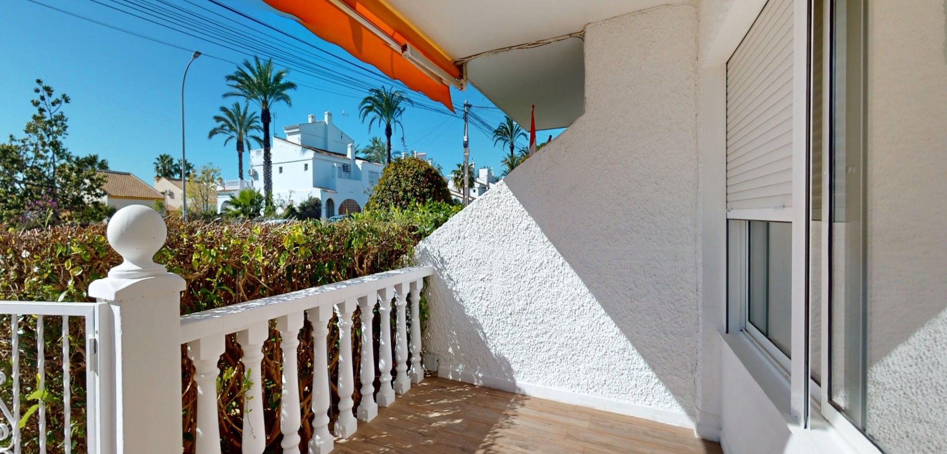 Dining area in apartment for sale in Orihuela Costa