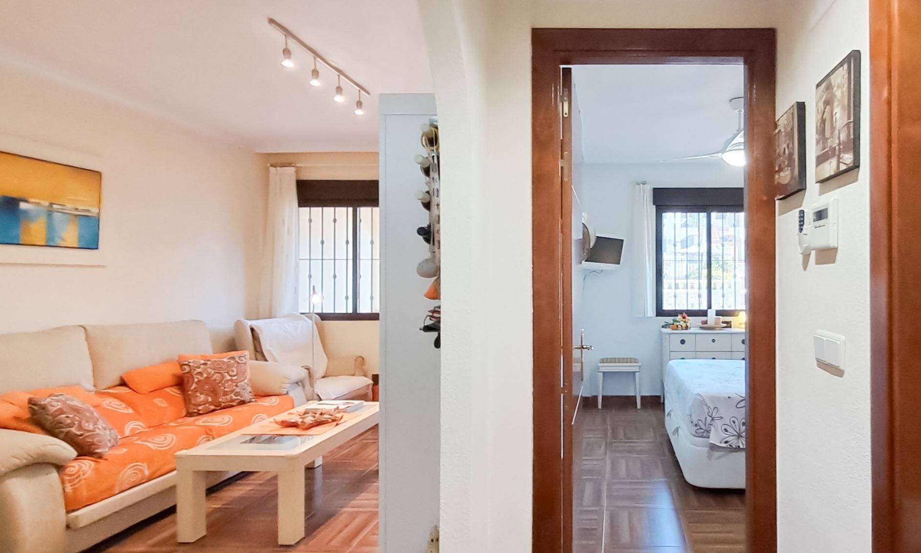 Kitchen in apartment for sale in Torrevieja