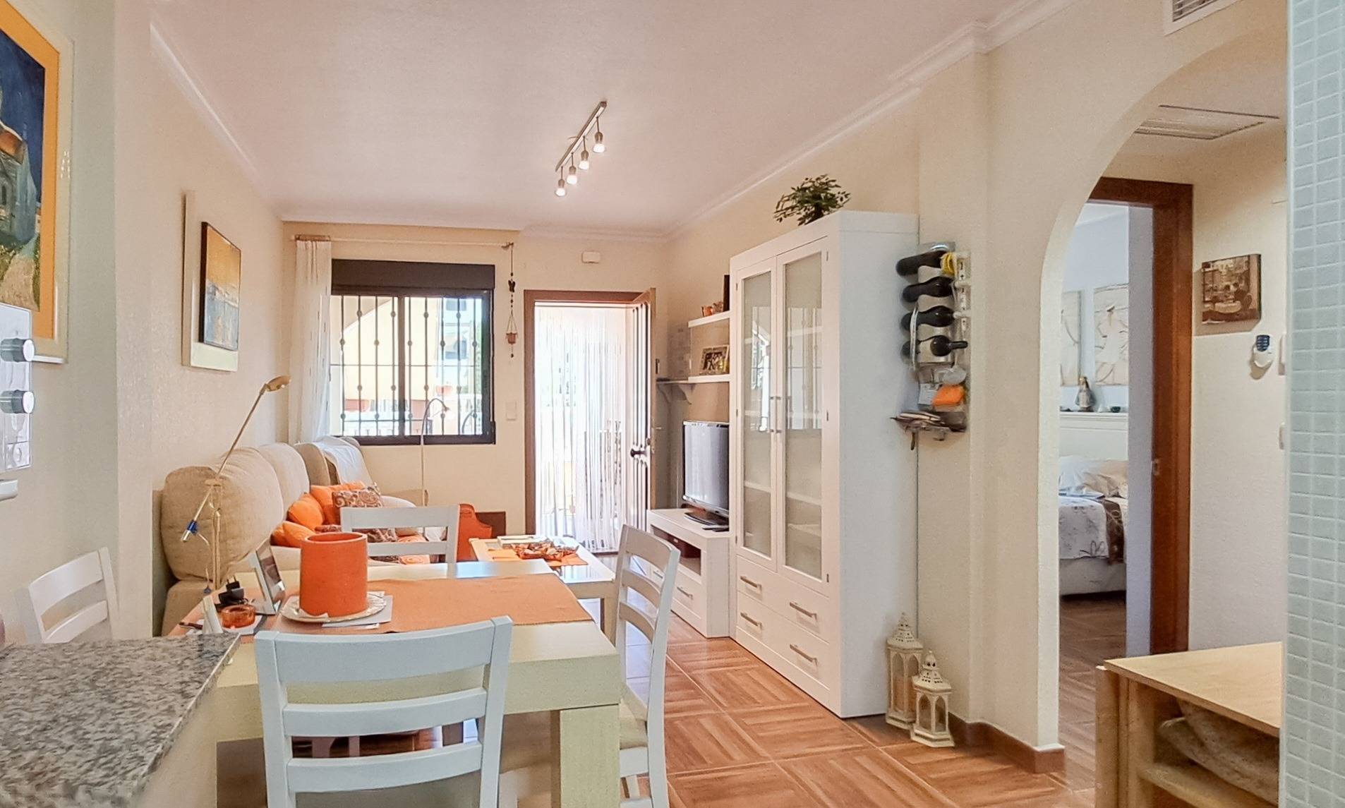 Terrace in apartment for sale in Torrevieja