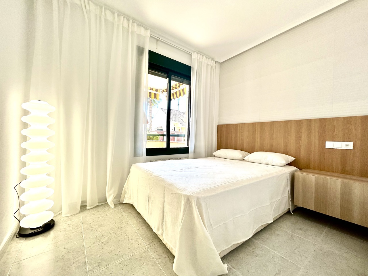 Bedroom in apartment for sale in Campoamor