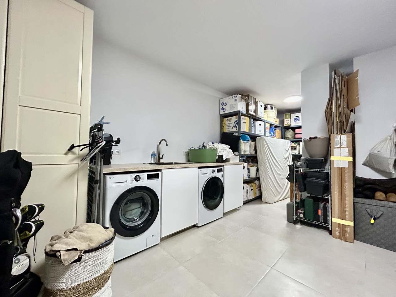 Bathroom in villa for sale in San Miguel de Salinas