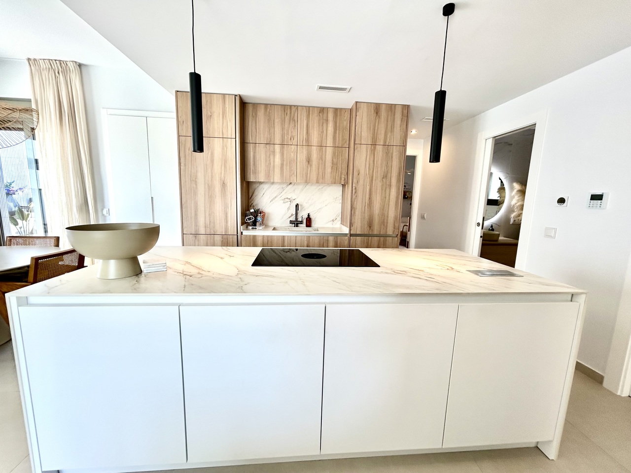 Pool area in villa for sale in San Miguel de Salinas