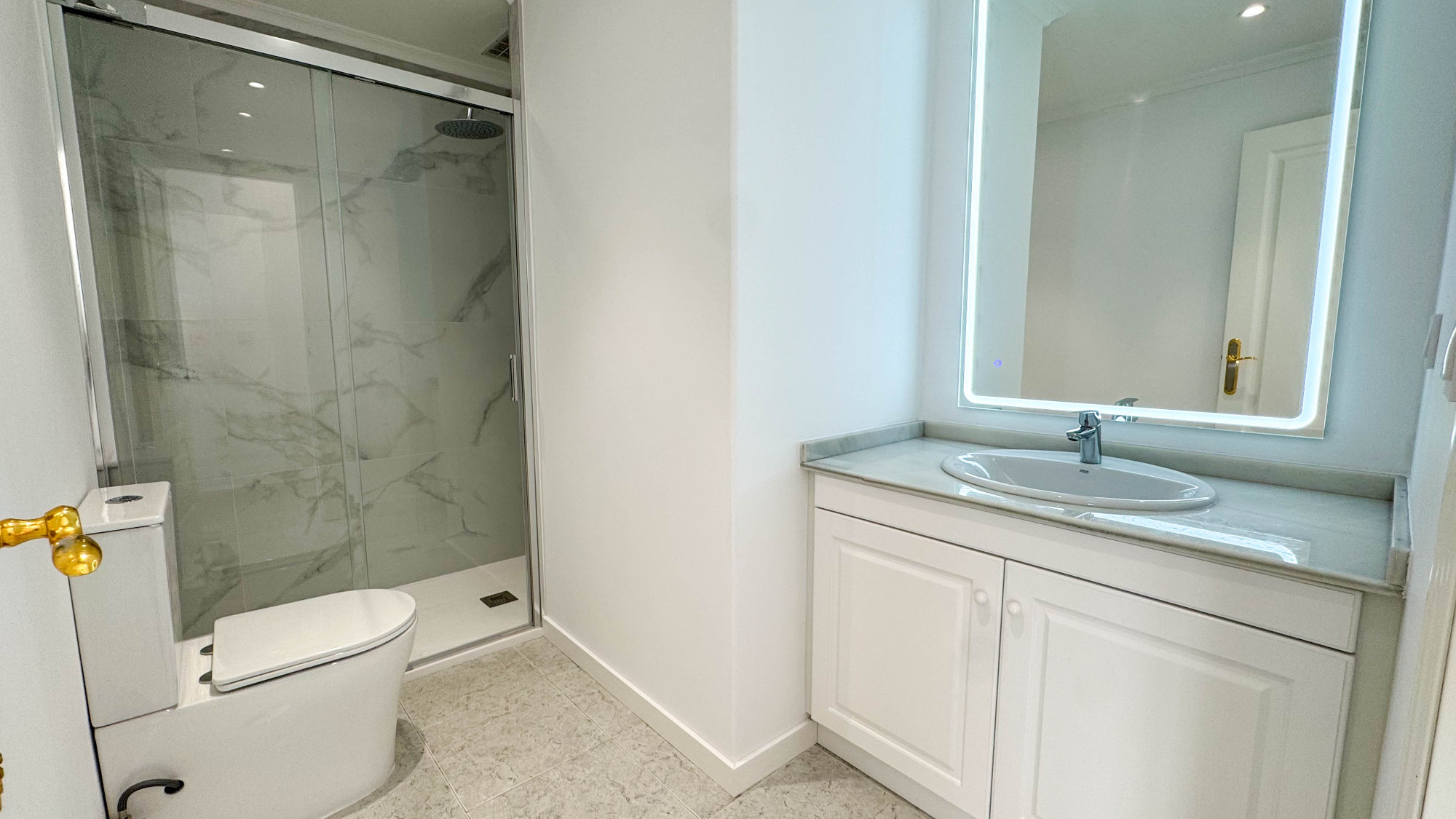 Garden in apartment for sale in Orihuela Costa