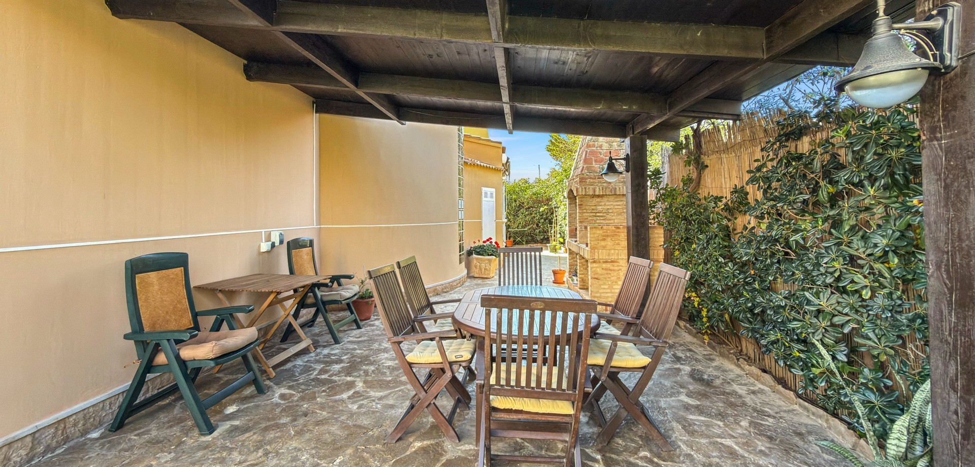 Exterior view in villa for sale in Torrevieja