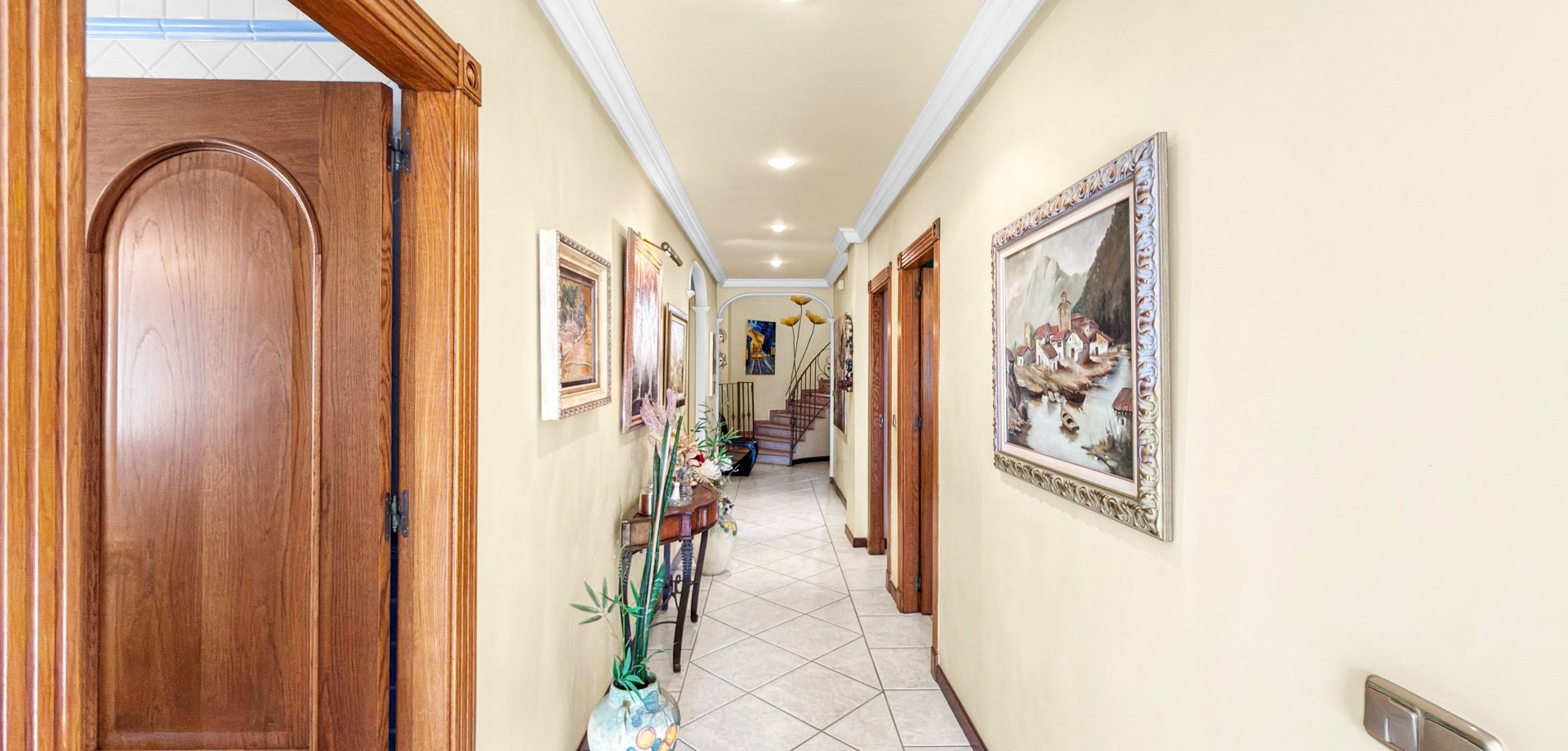 Dining area in villa for sale in Torrevieja