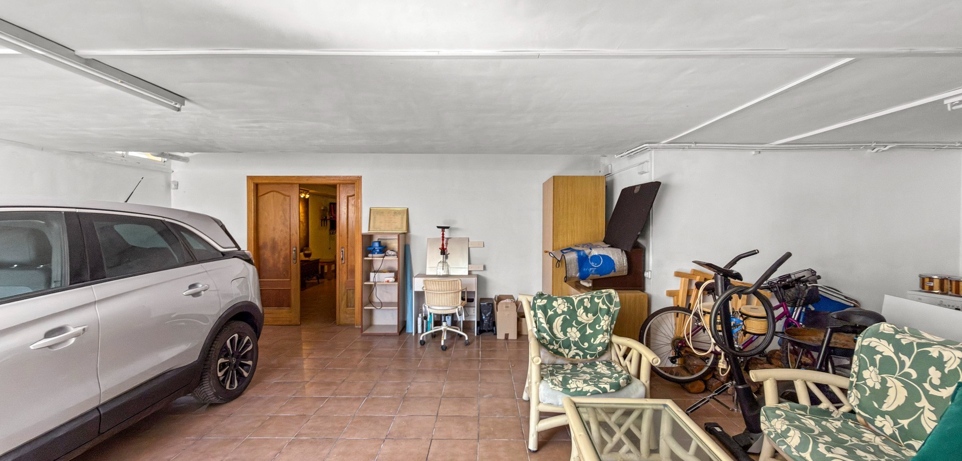 Bedroom in villa for sale in Torrevieja