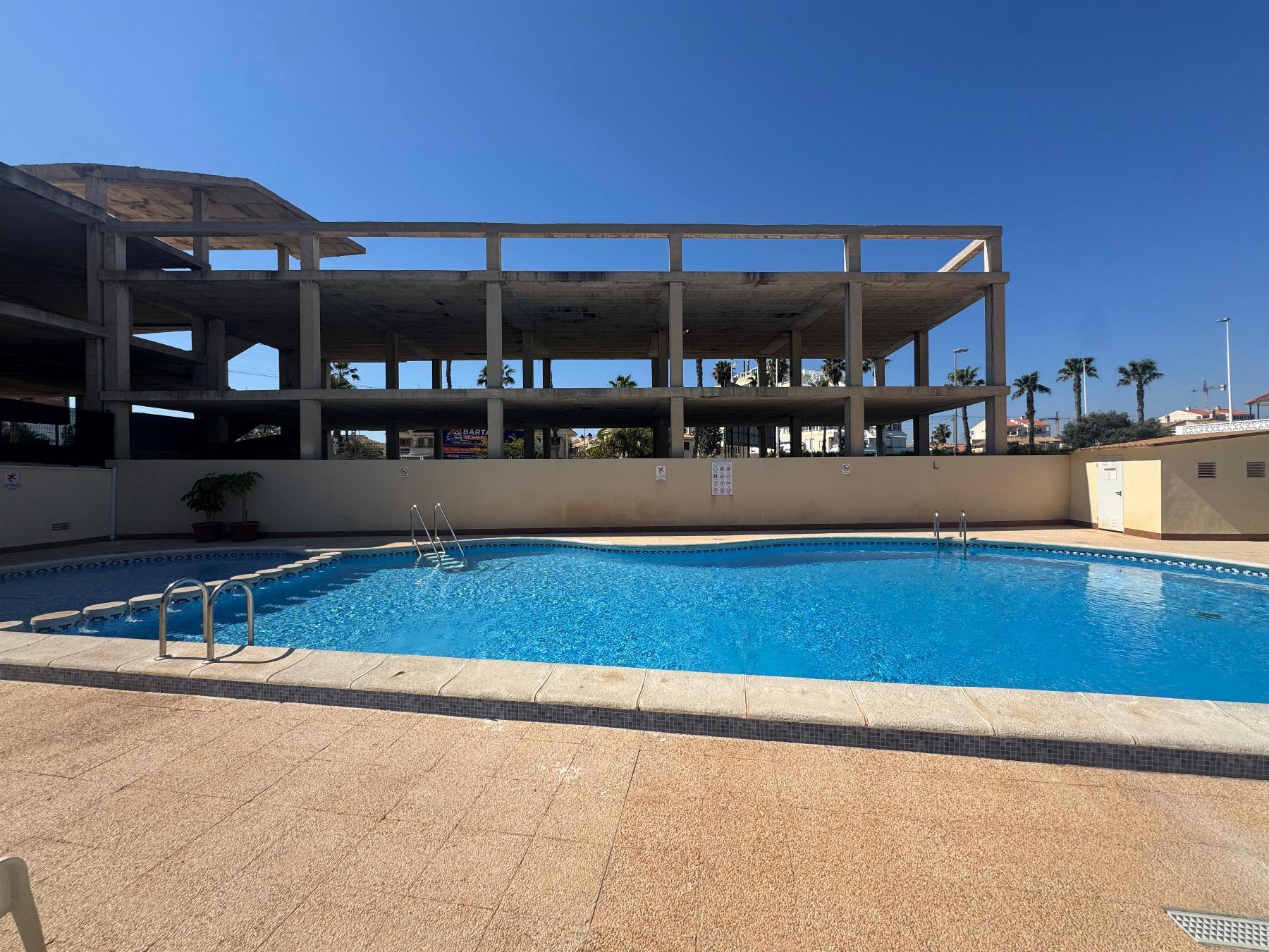 Garden in apartment for sale in Torrevieja
