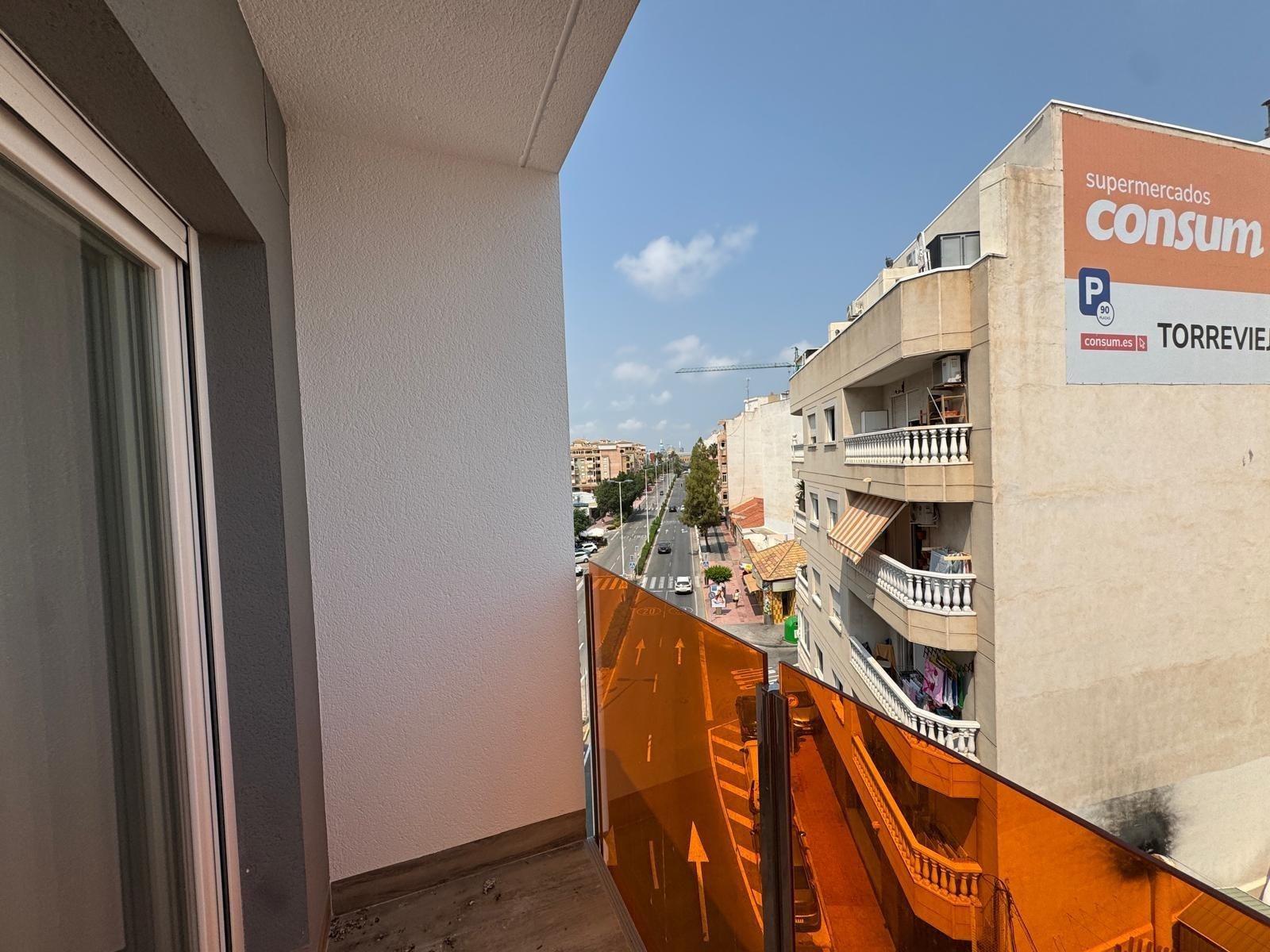 Bathroom in apartment for sale in Torrevieja