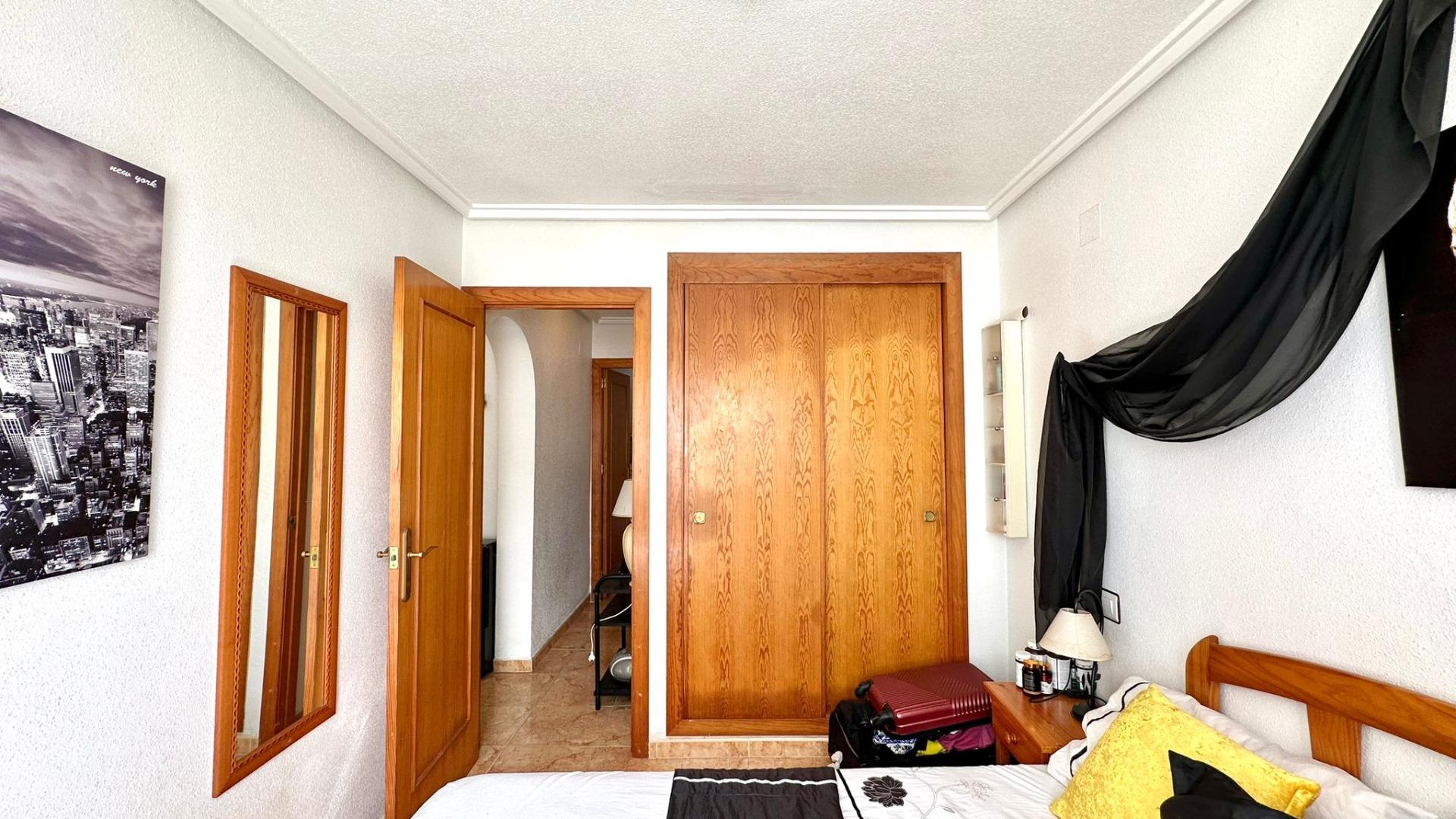 Garden in bungalow for sale in Torrevieja