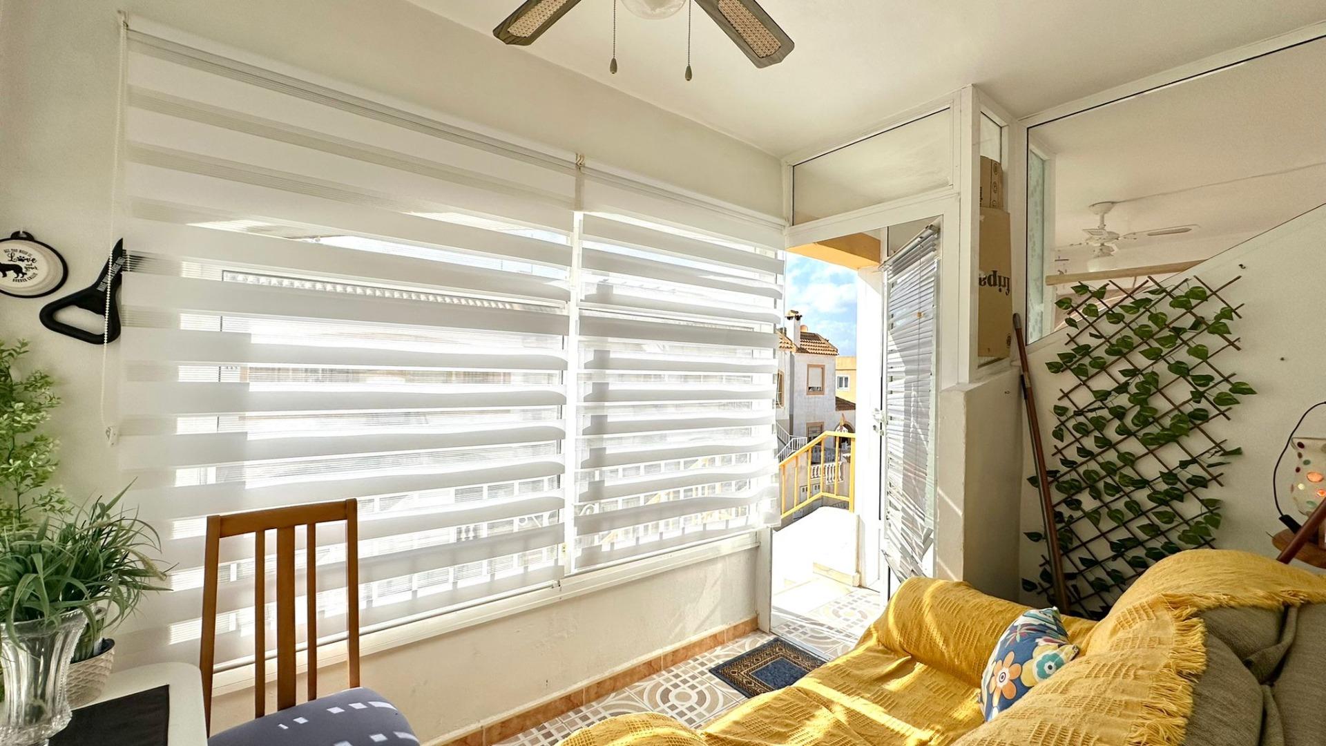 Garden in bungalow for sale in Torrevieja