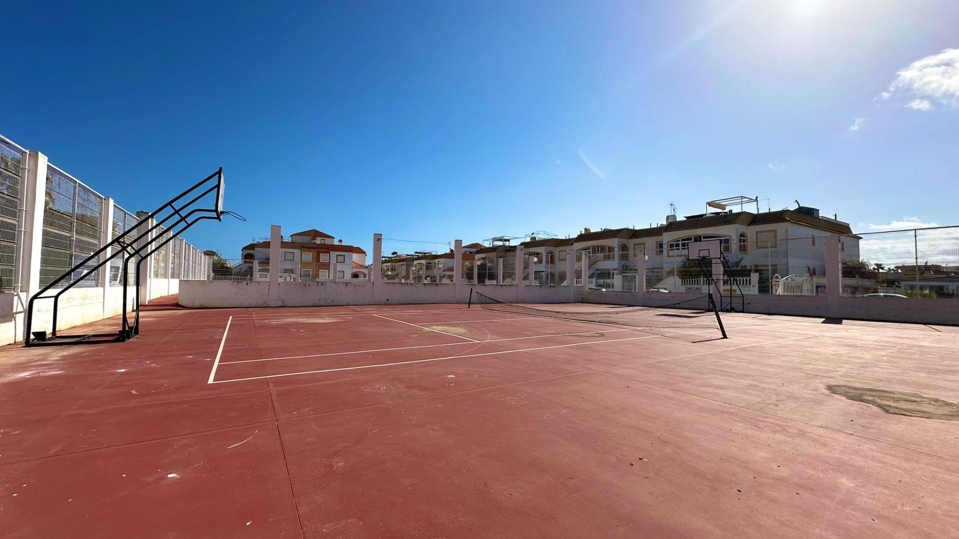 Kitchen in bungalow for sale in Torrevieja