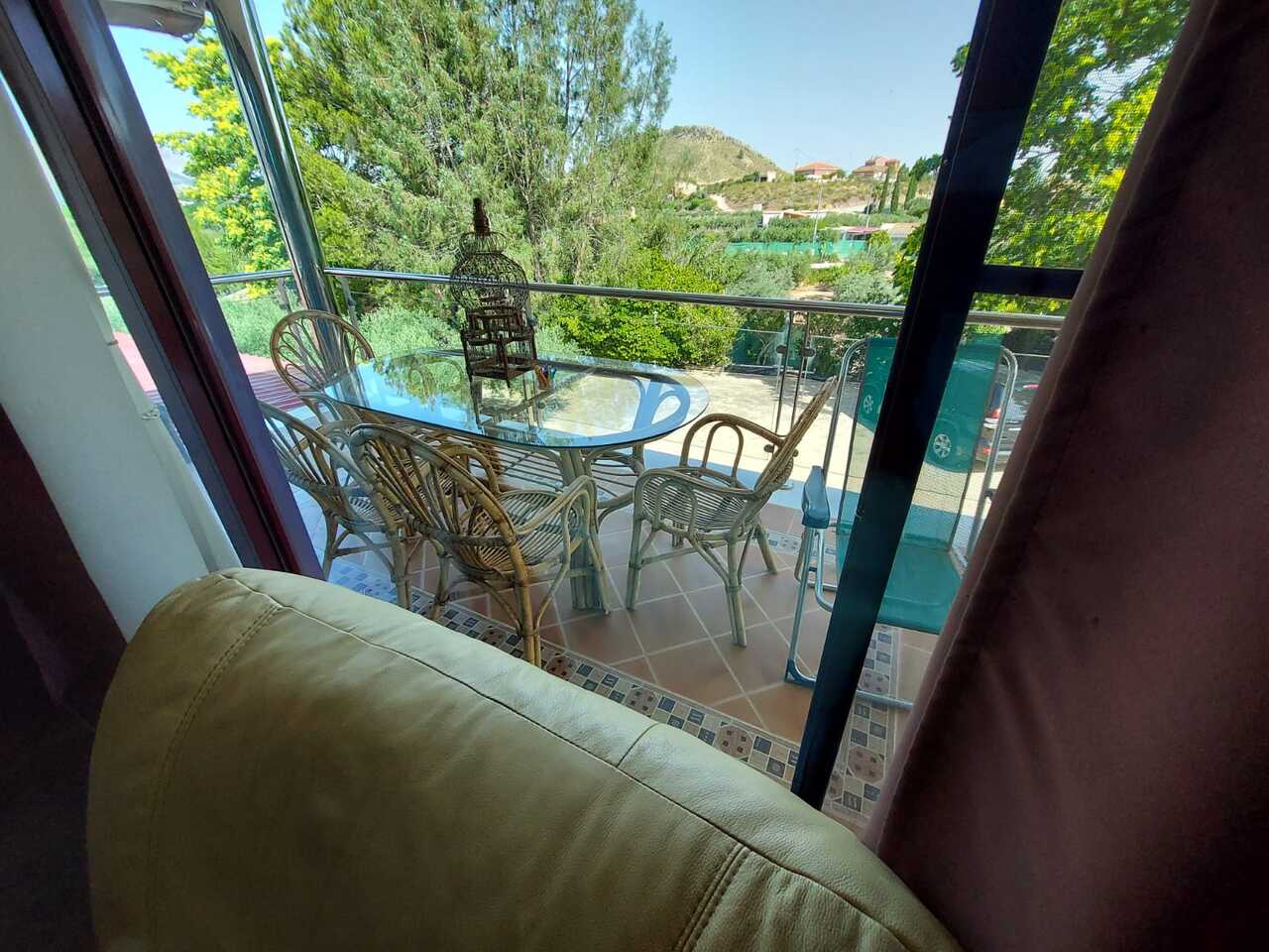 Pool area in villa for sale in Calasparra