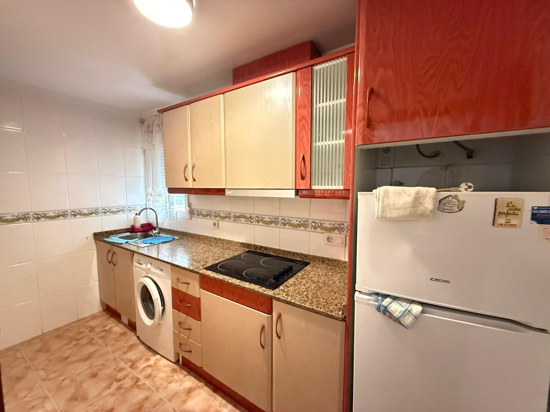 2-bedroom apartment with a terrace and side sea views in Torrevieja Just 100 meters from the sea, in