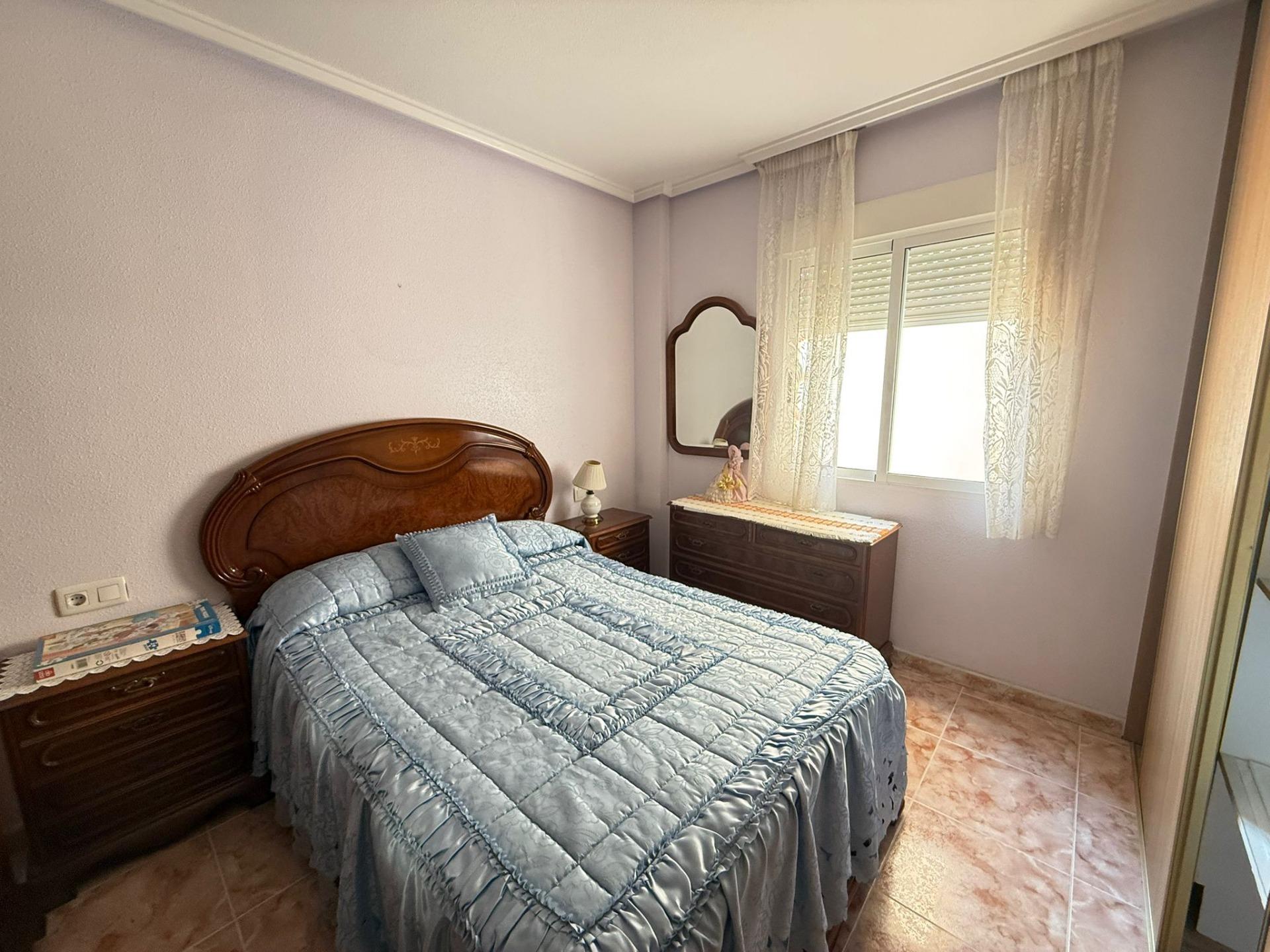 2-bedroom apartment with a terrace and side sea views in Torrevieja Just 100 meters from the sea, in