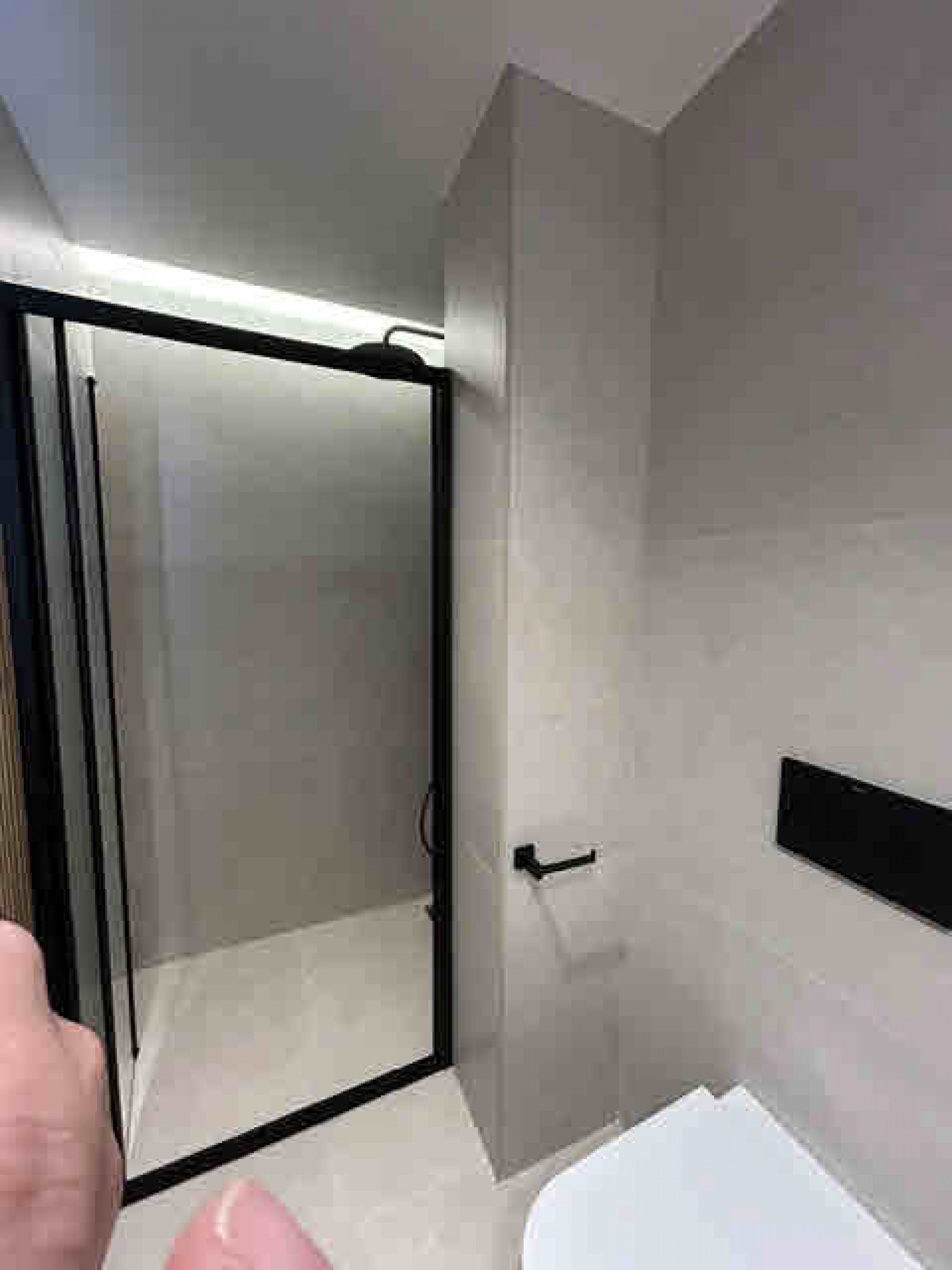 Bathroom in apartment for sale in Santiago de la Ribera