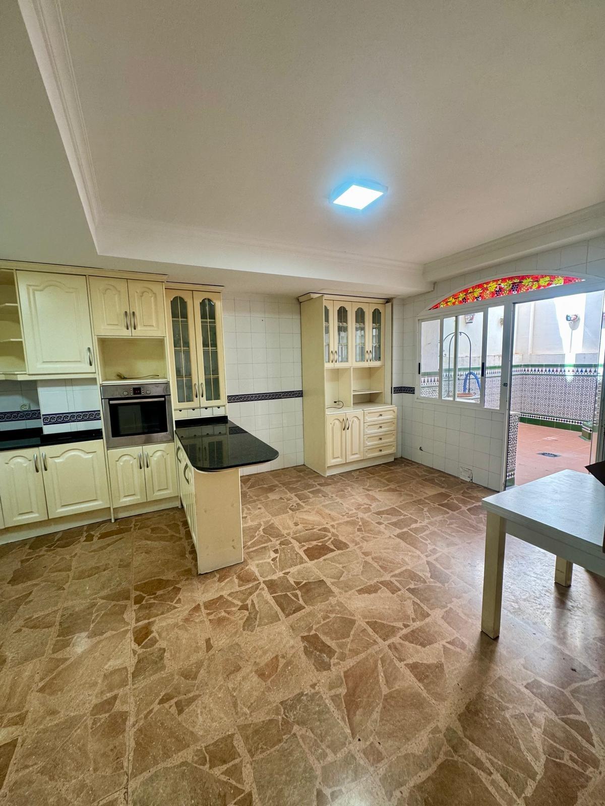 Terrace in apartment for sale in Torrevieja