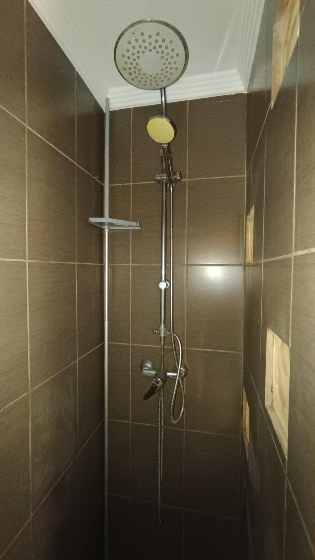 Bathroom in terraced for sale in Torrevieja