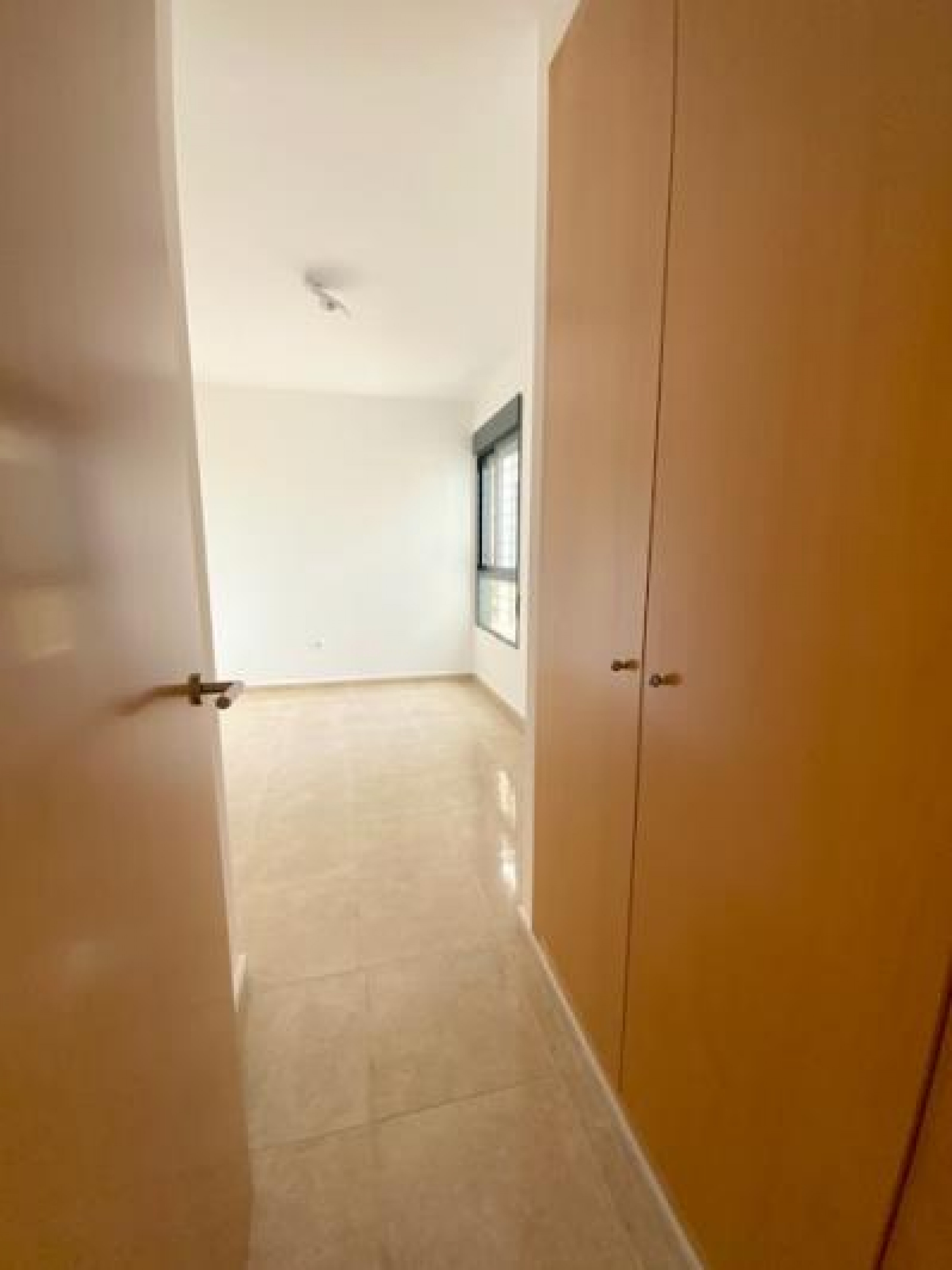 Bedroom in villa for sale in Roldan