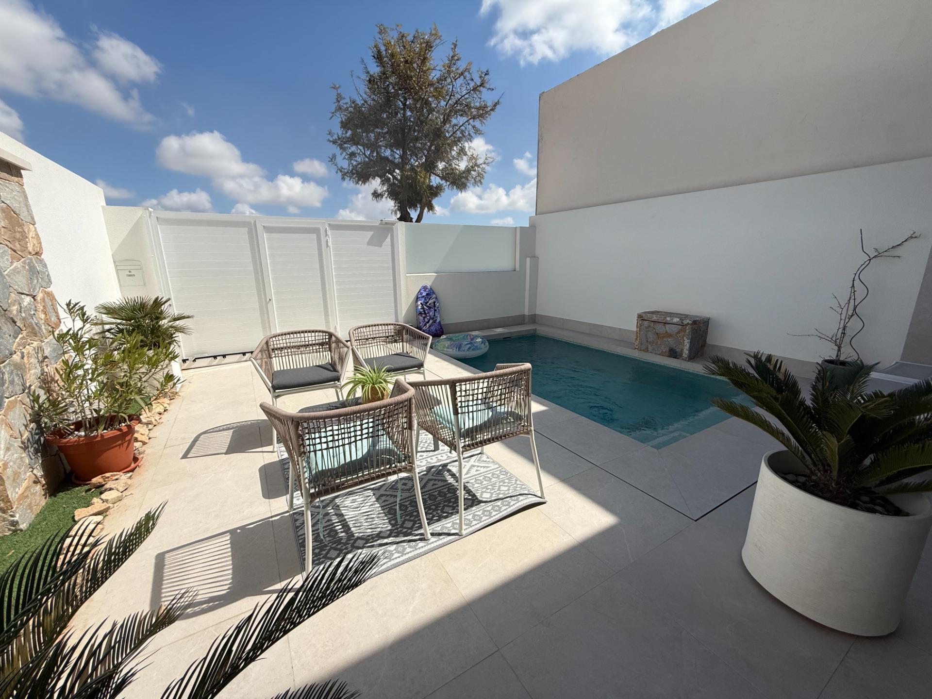 Terrace in villa for sale in Torre Pacheco