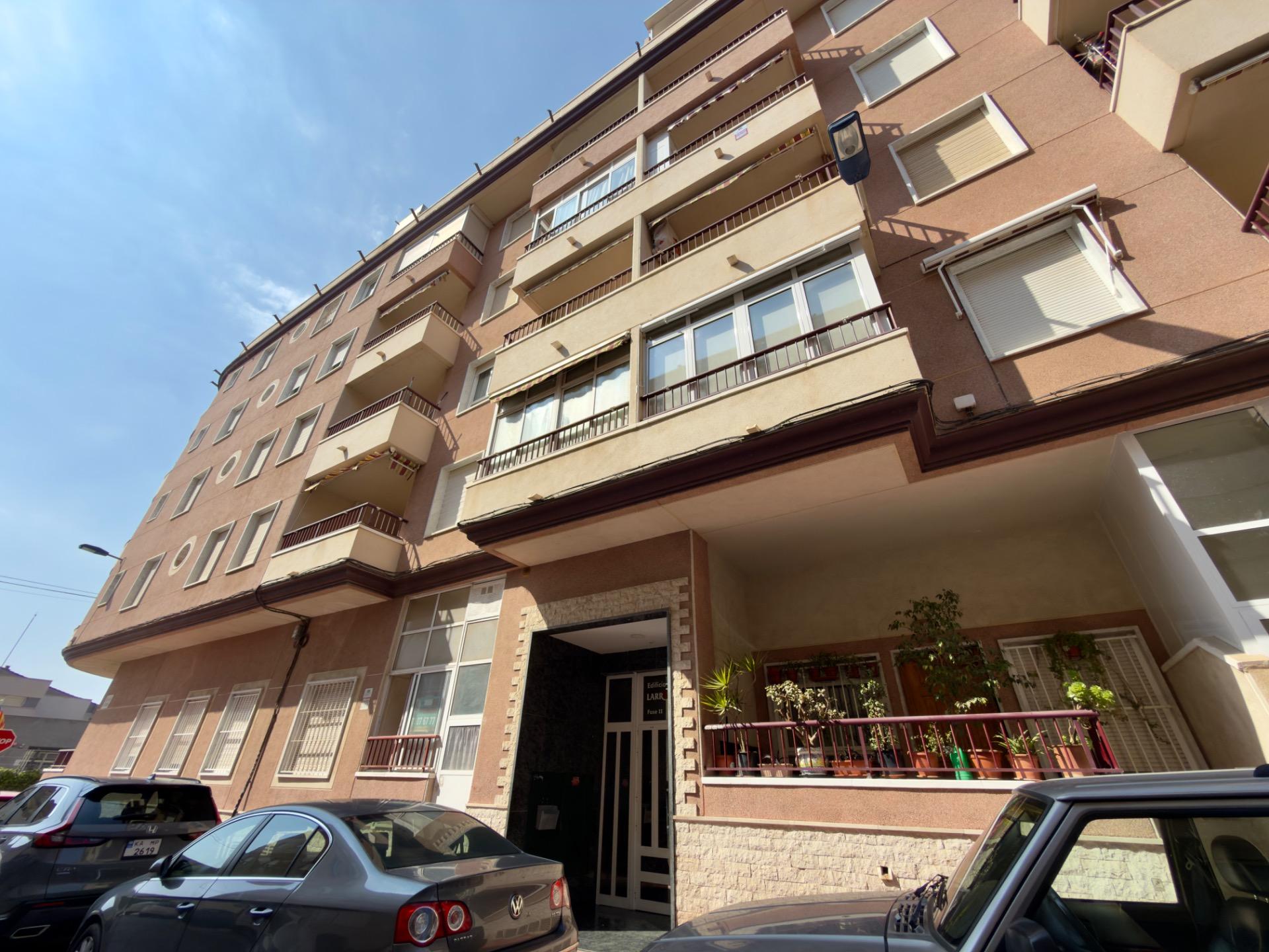 Terrace in apartment for sale in Torrevieja