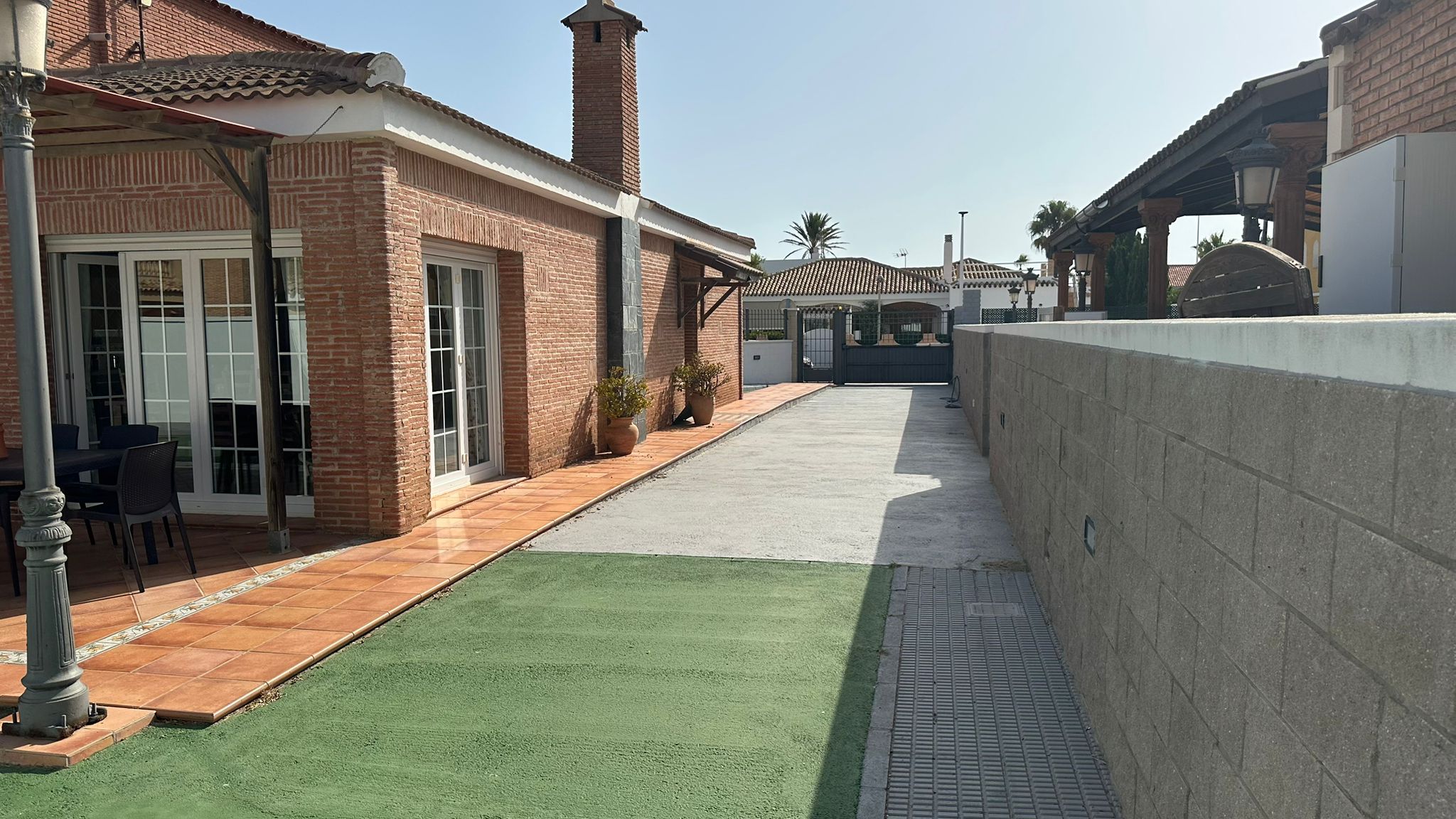 Exterior view in villa for sale in La Manga del Mar Menor