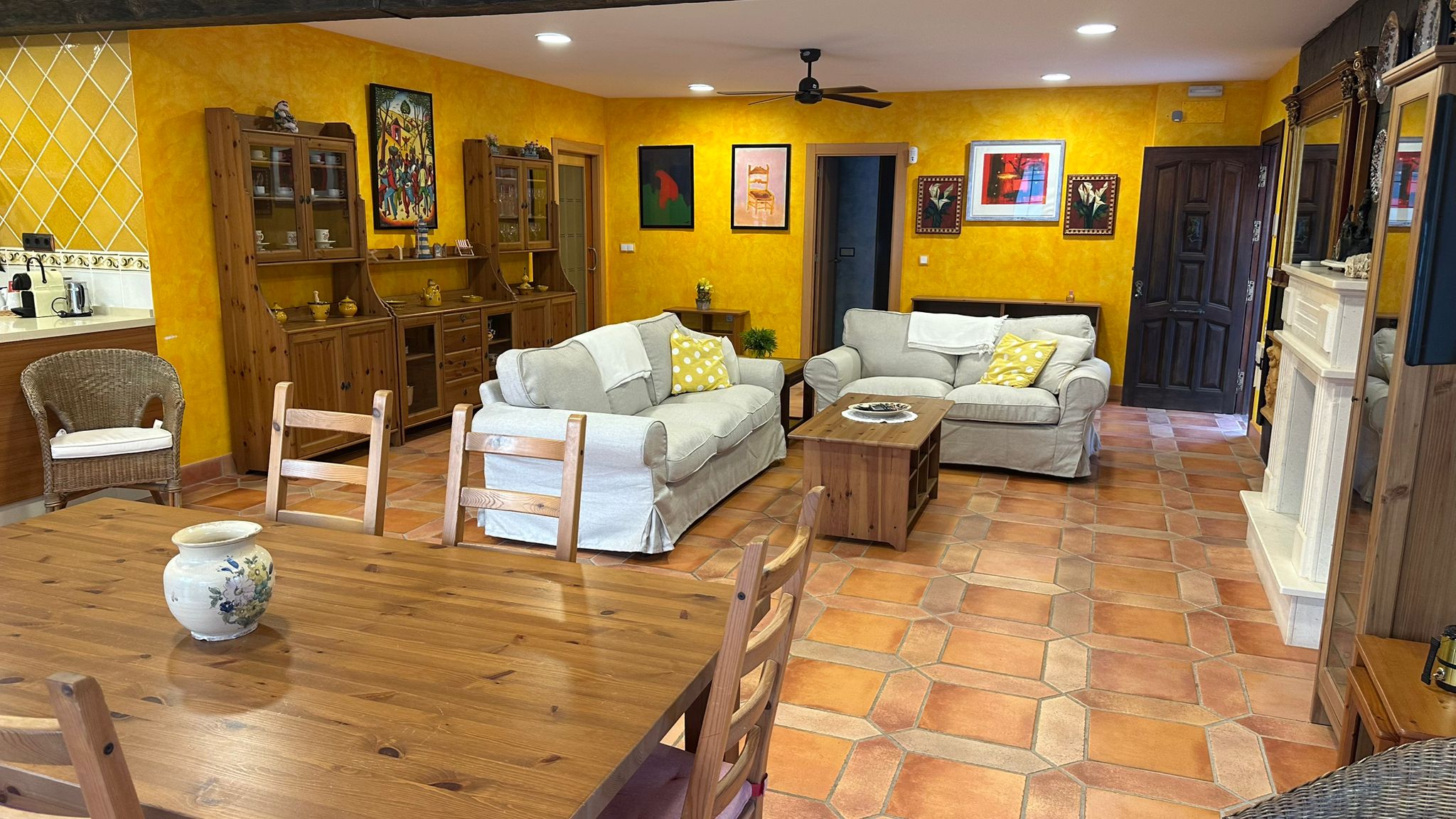 Master bedroom in villa for sale in La Manga del Mar Menor