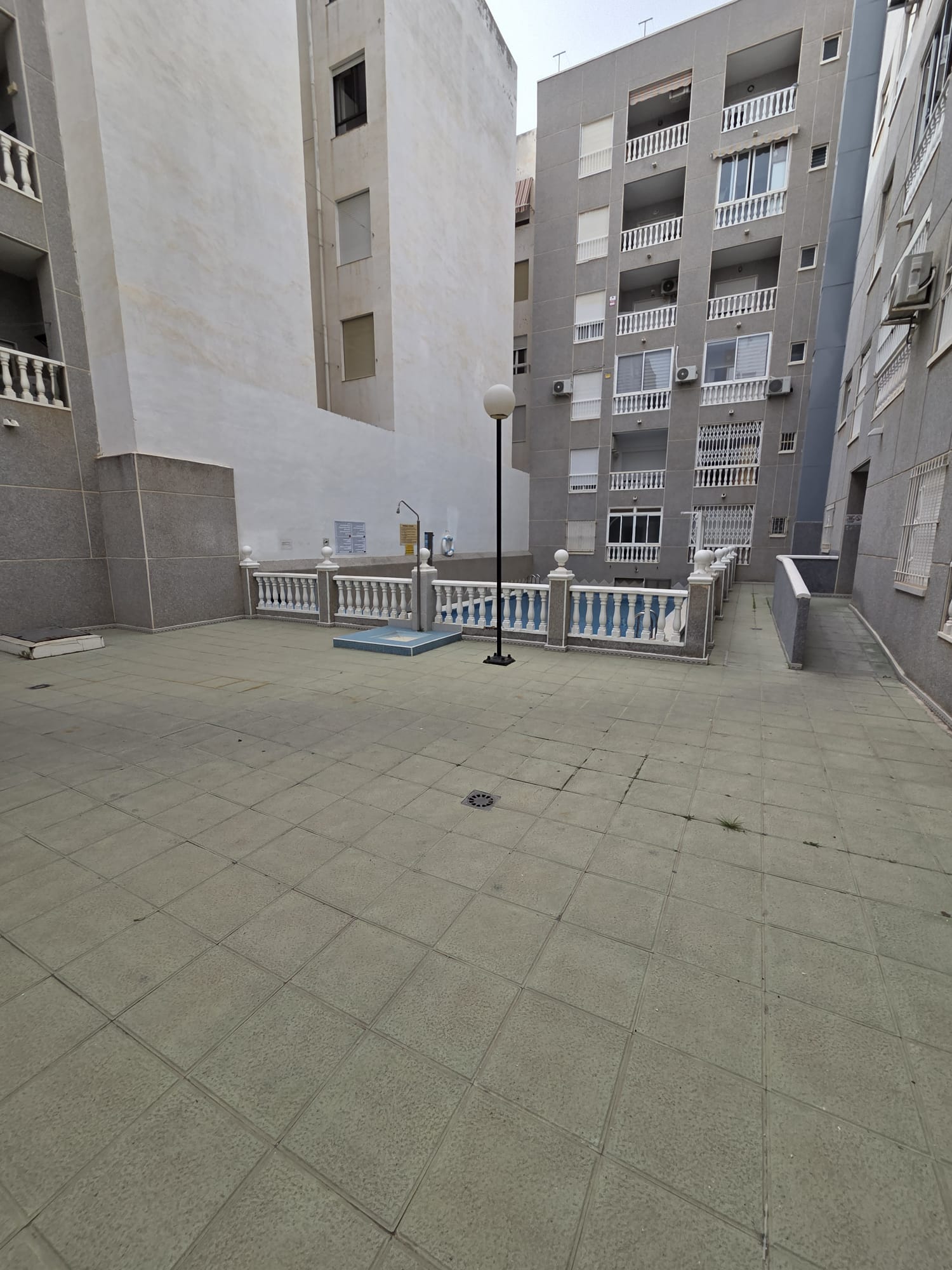 Terrace in penthouse for sale in Torrevieja