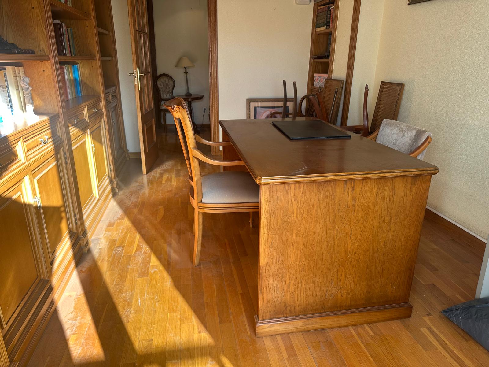 Bedrooms: 4, Bathrooms: 2, Apartment in Alicante, Alicante, Spain