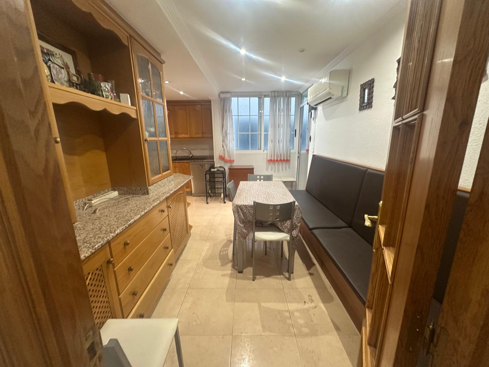 Terrace in apartment for sale in Alicante