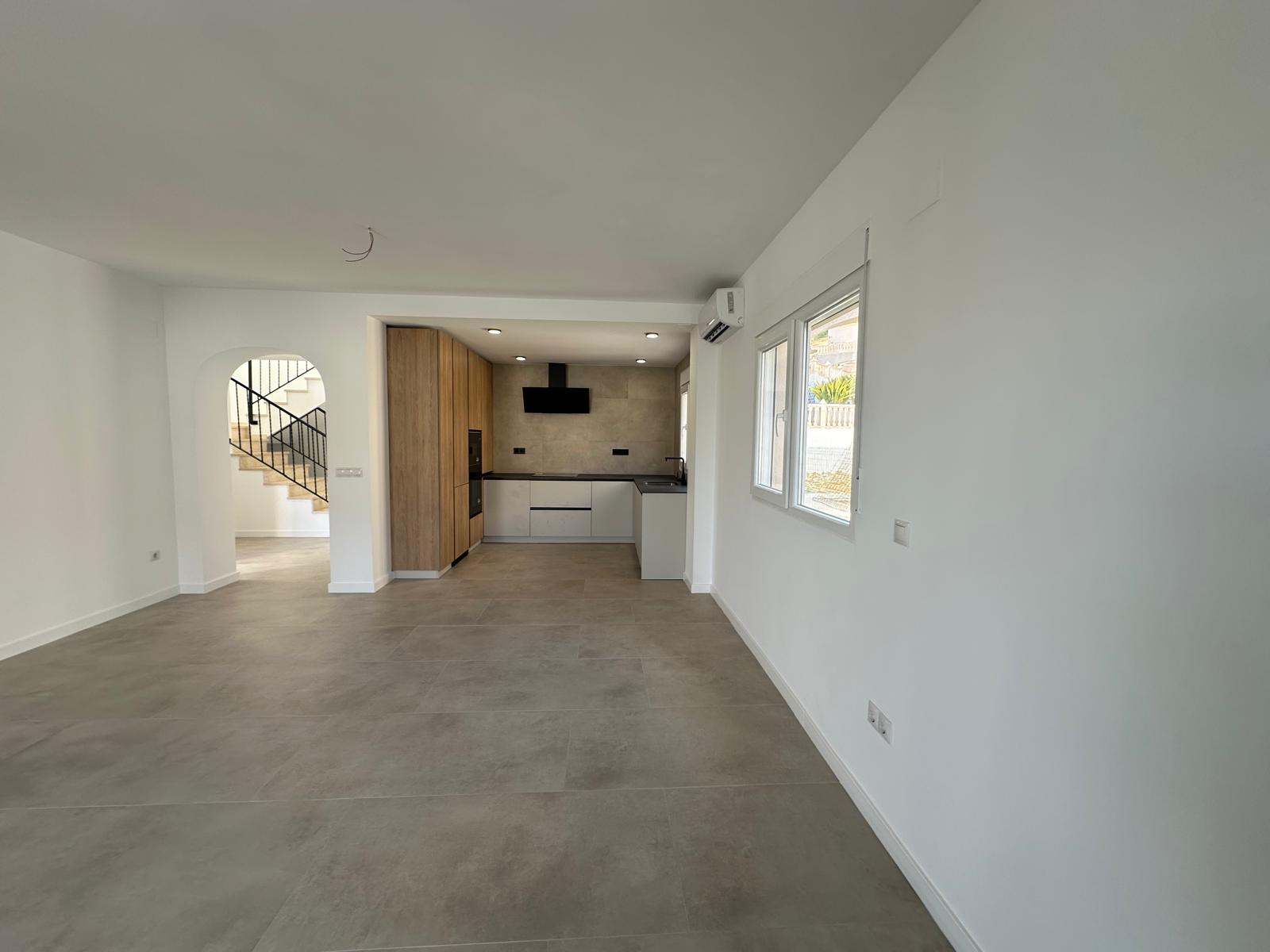 Kitchen in villa for sale in El Campello