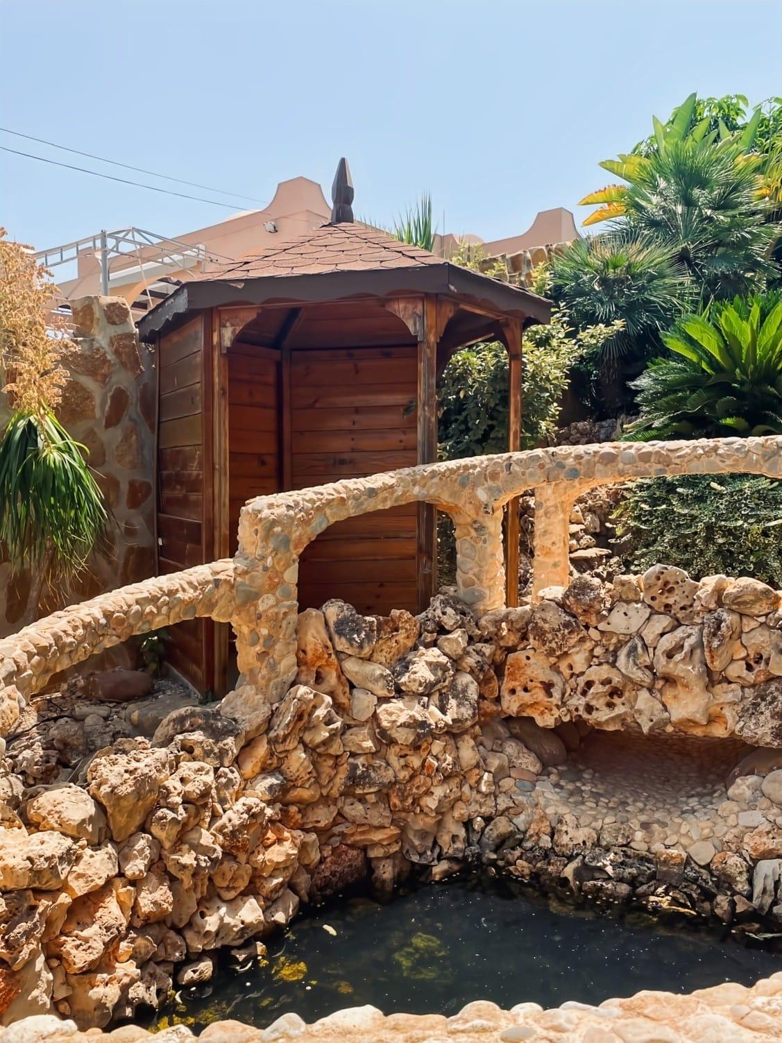 Master bedroom in villa for sale in Torrevieja