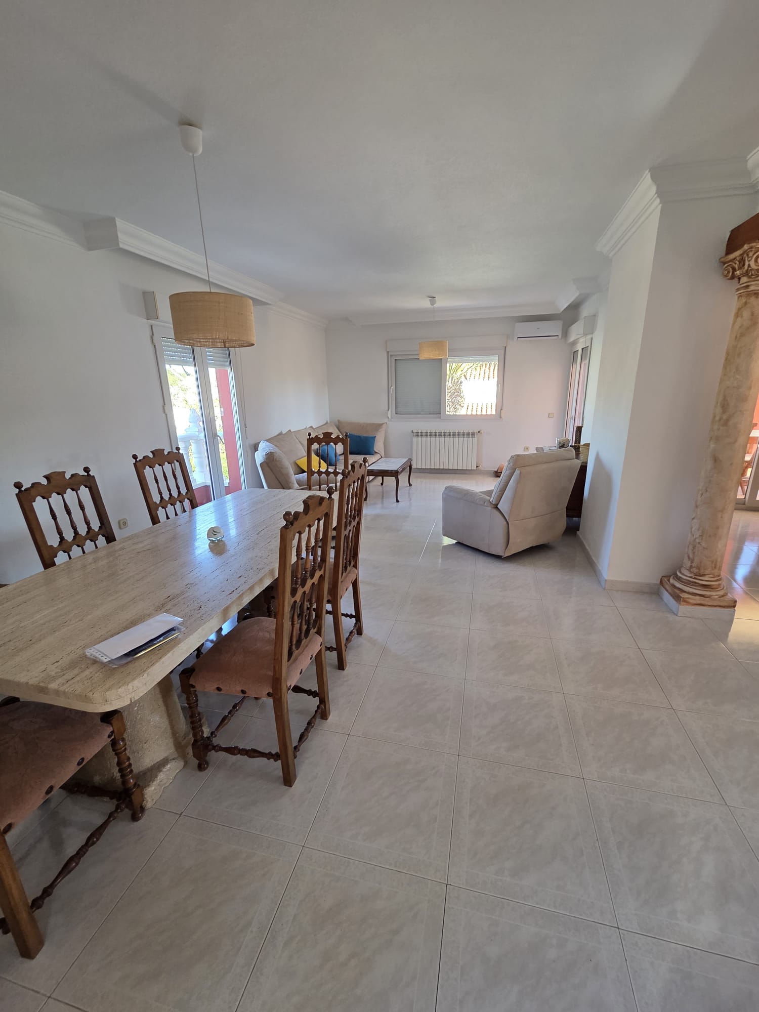 Exterior view in villa for sale in Alicante