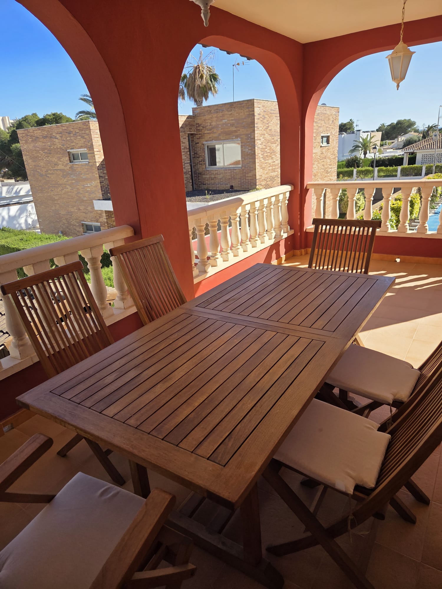 Terrace in villa for sale in Alicante