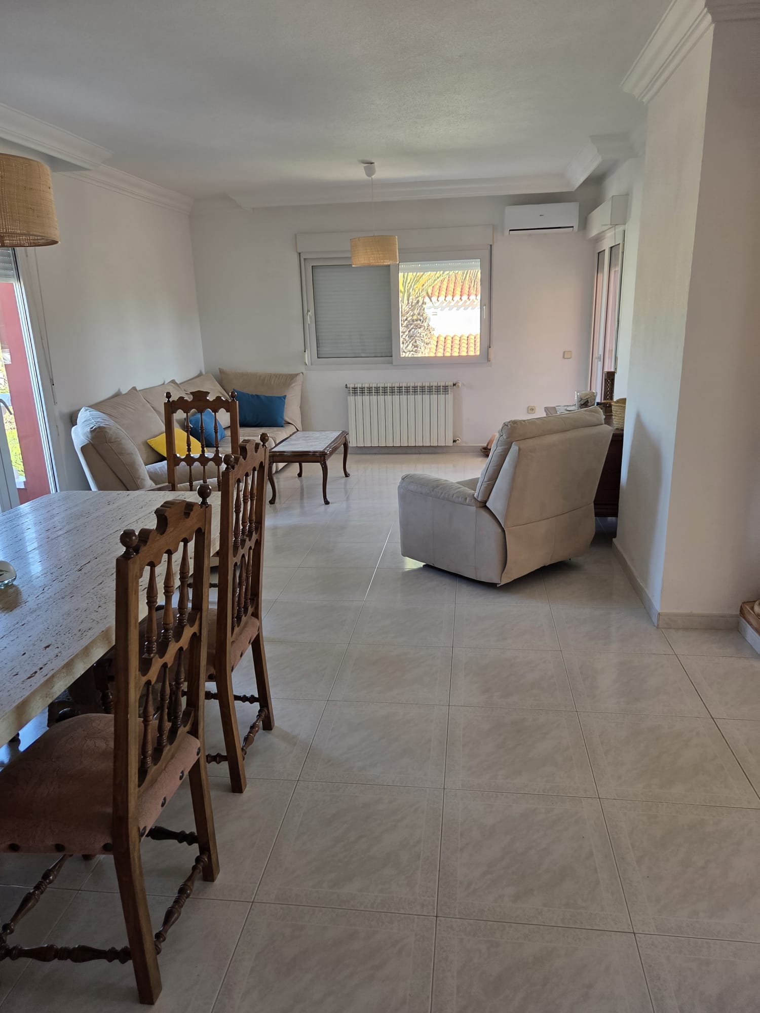 Pool area in villa for sale in Alicante