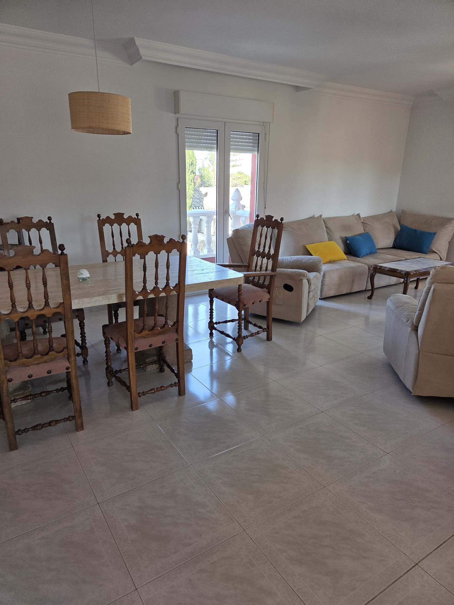 Bedroom in villa for sale in Alicante
