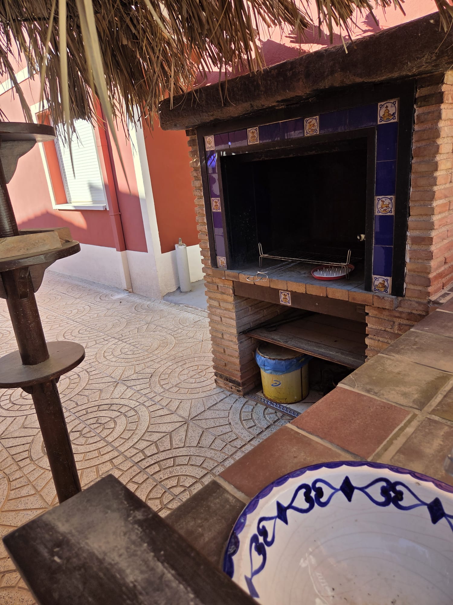 Terrace in villa for sale in Alicante