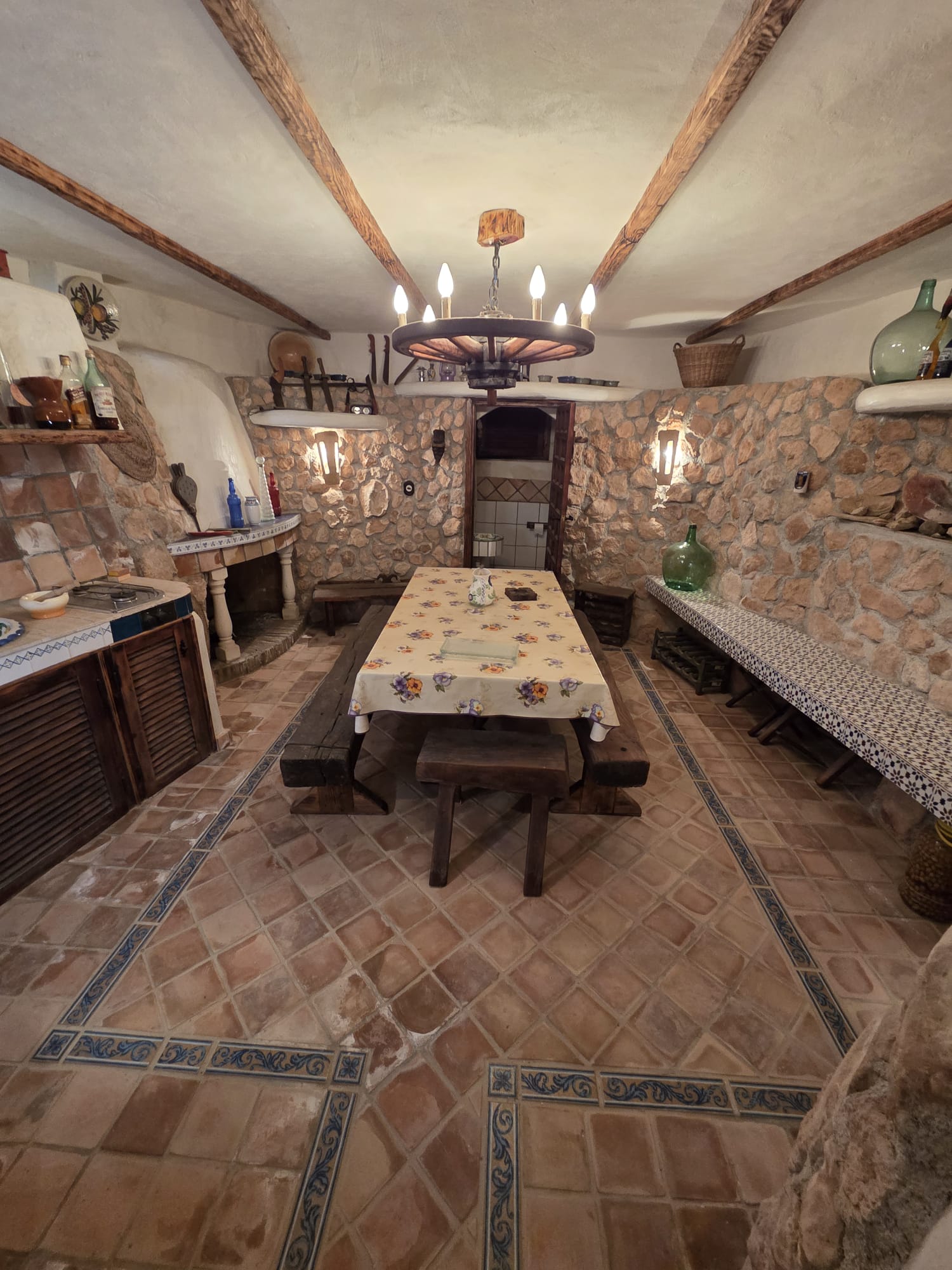 Dining area in villa for sale in Alicante